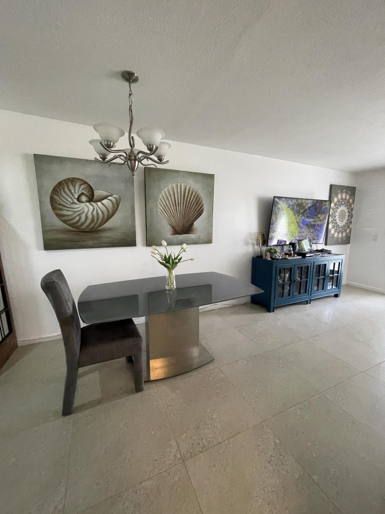 163 Lyndhurst L 163 Property Photo 5