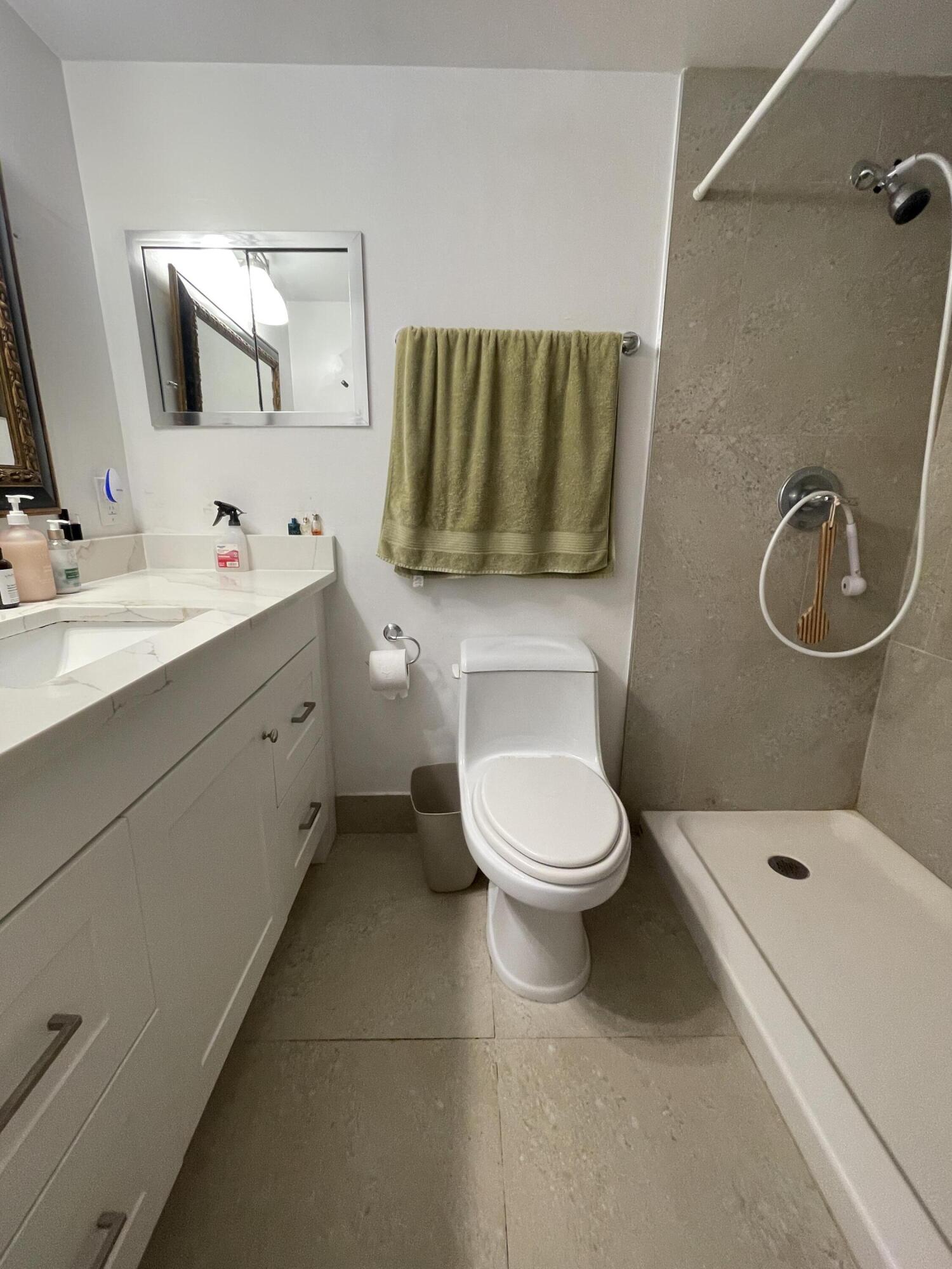 163 Lyndhurst L 163 Property Photo 15