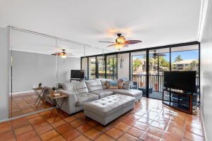 6 Royal Palm Way Unit 111 Property Photo 8