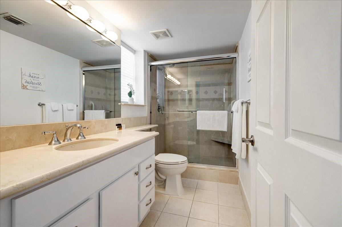 651 Okeechobee Boulevard 801 Property Photo 14