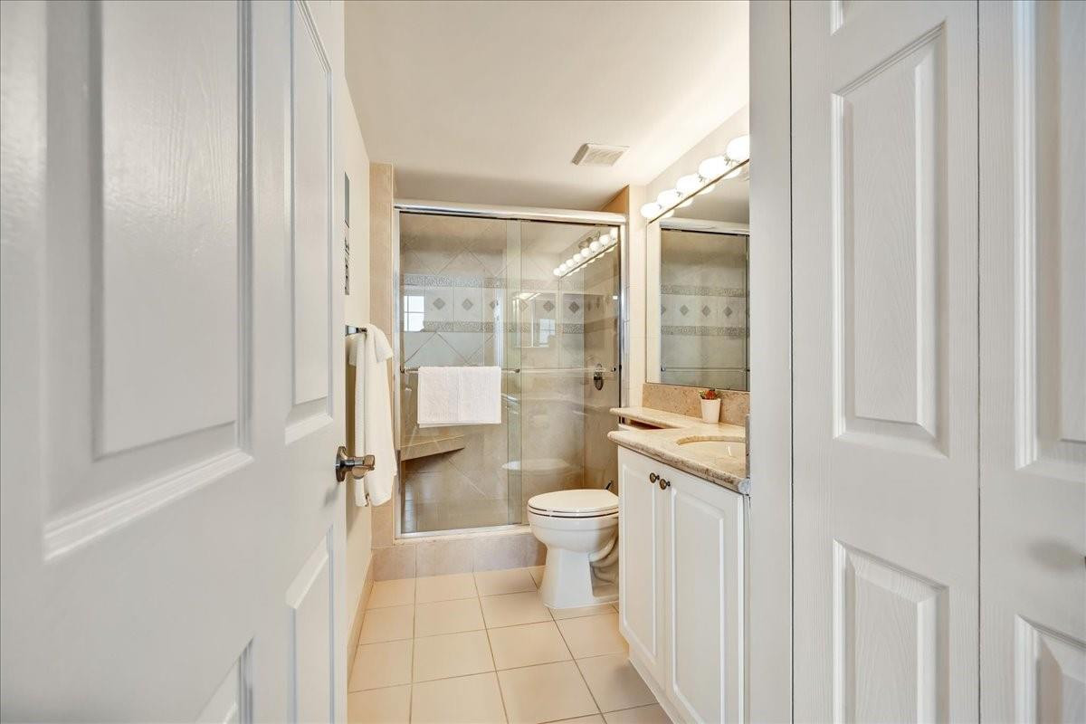 651 Okeechobee Boulevard 801 Property Photo 22