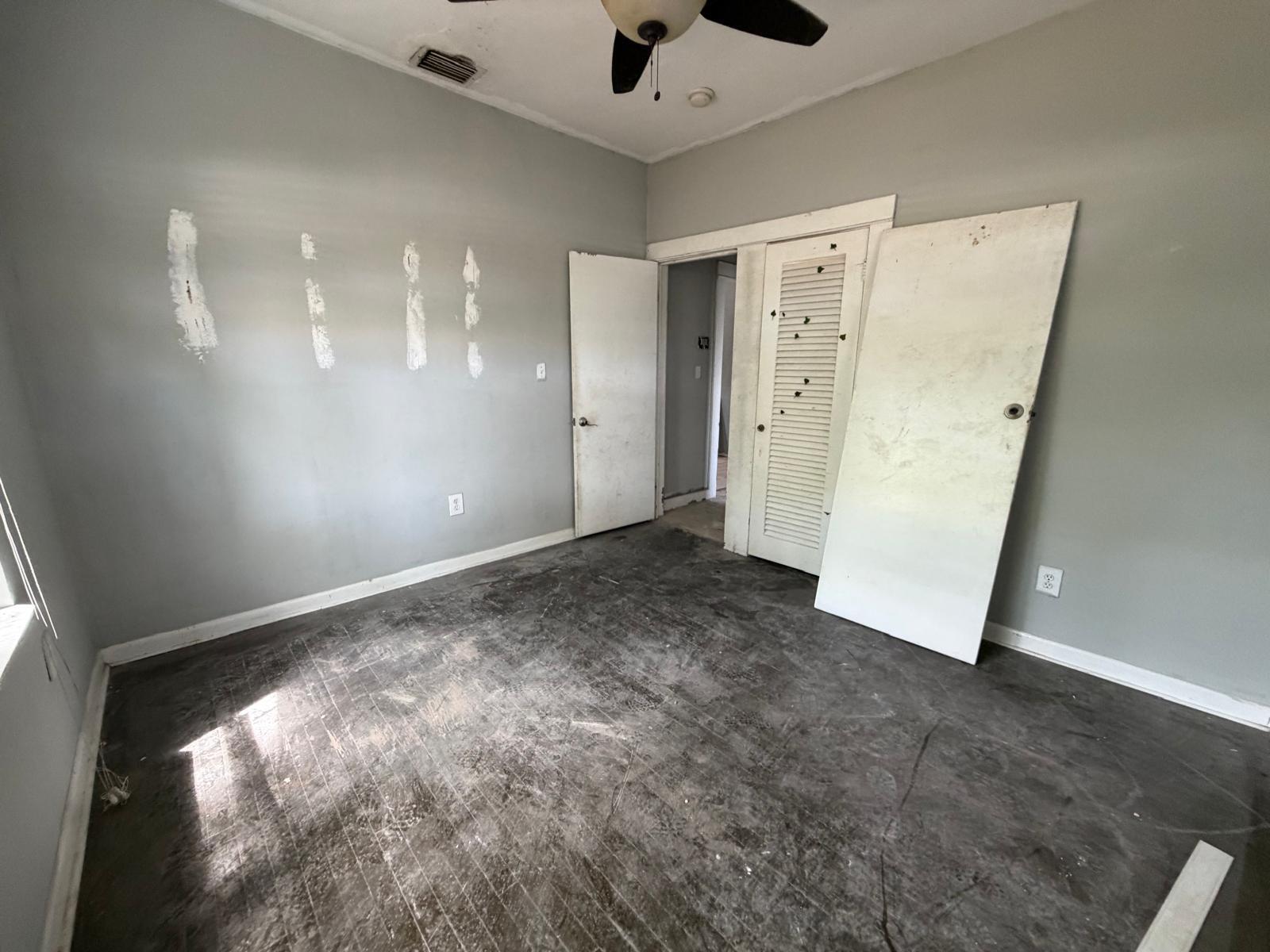 631 37th Street 631 Property Photo 11