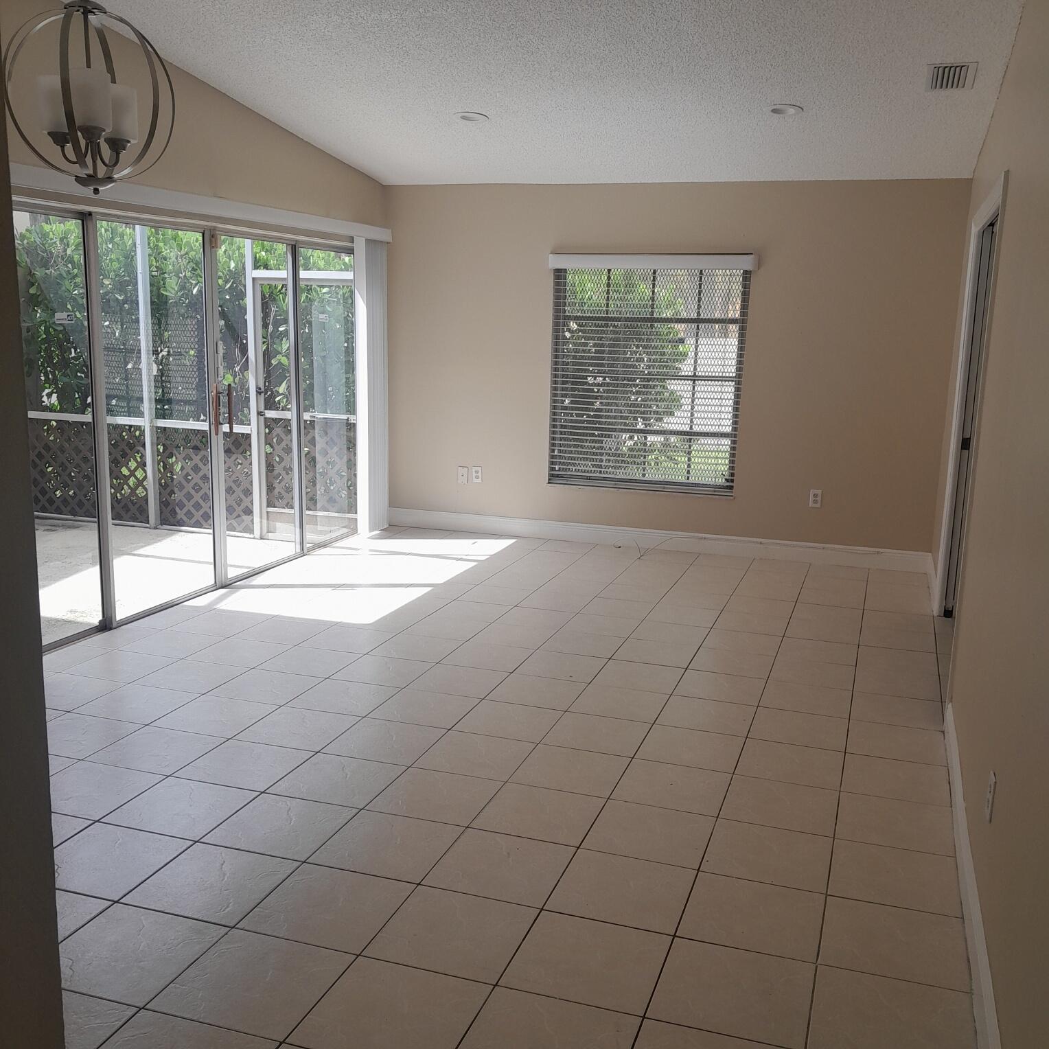 9311 E Heather Lane Property Photo 3
