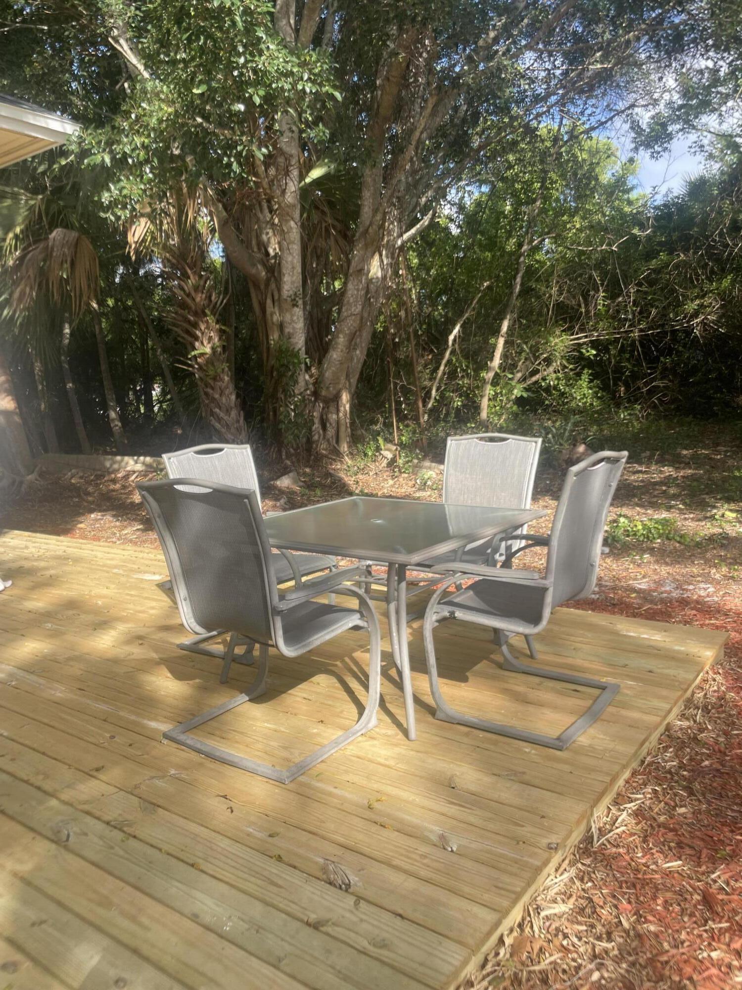 2322 Se Saint Lucie Boulevard Property Photo 14