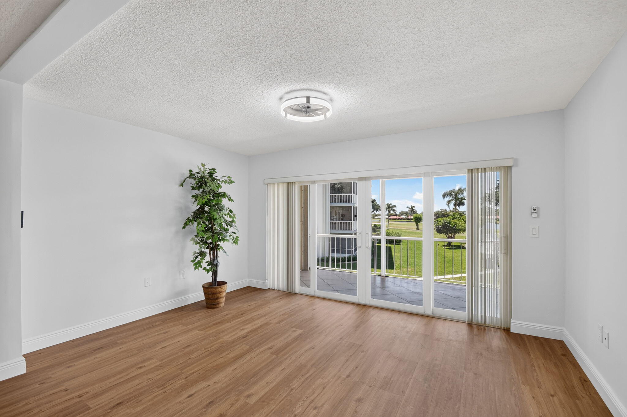 145 Atlantis Boulevard 202 Property Photo 18