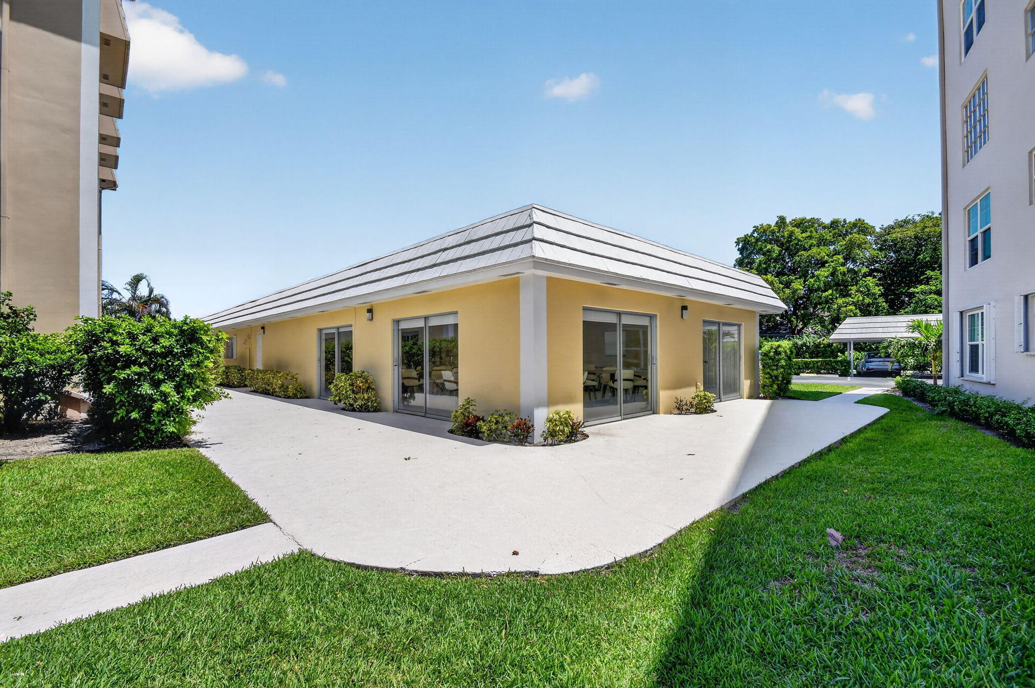 145 Atlantis Boulevard 202 Property Photo 46