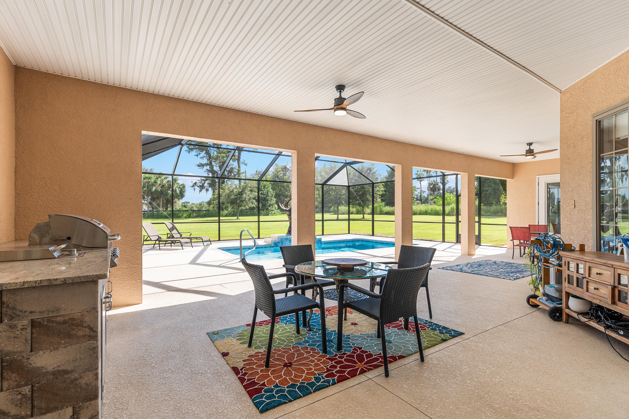 6575 S Magnolia Avenue Property Photo 84