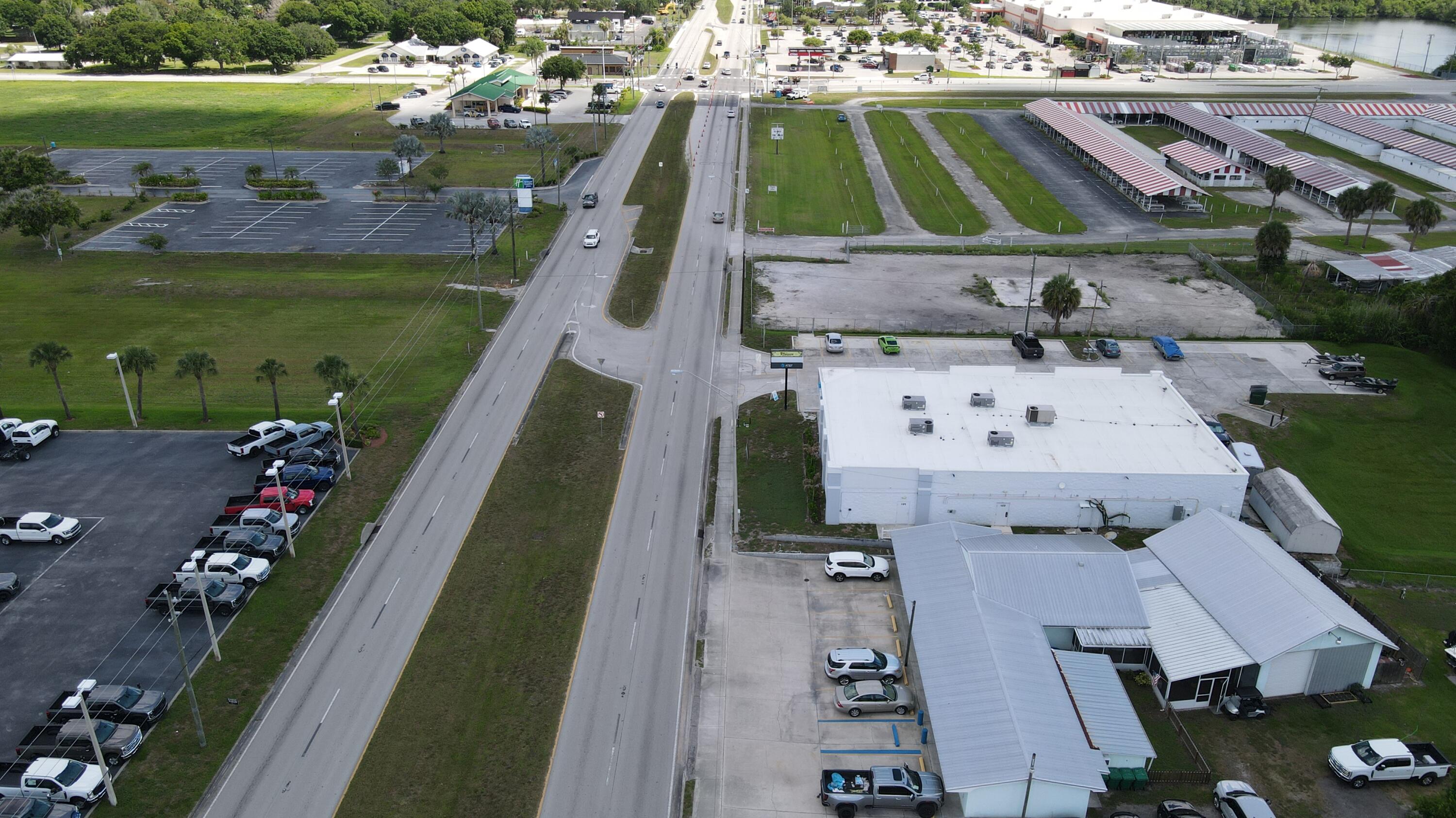 3126 Us Highway 441 S Property Photo 2