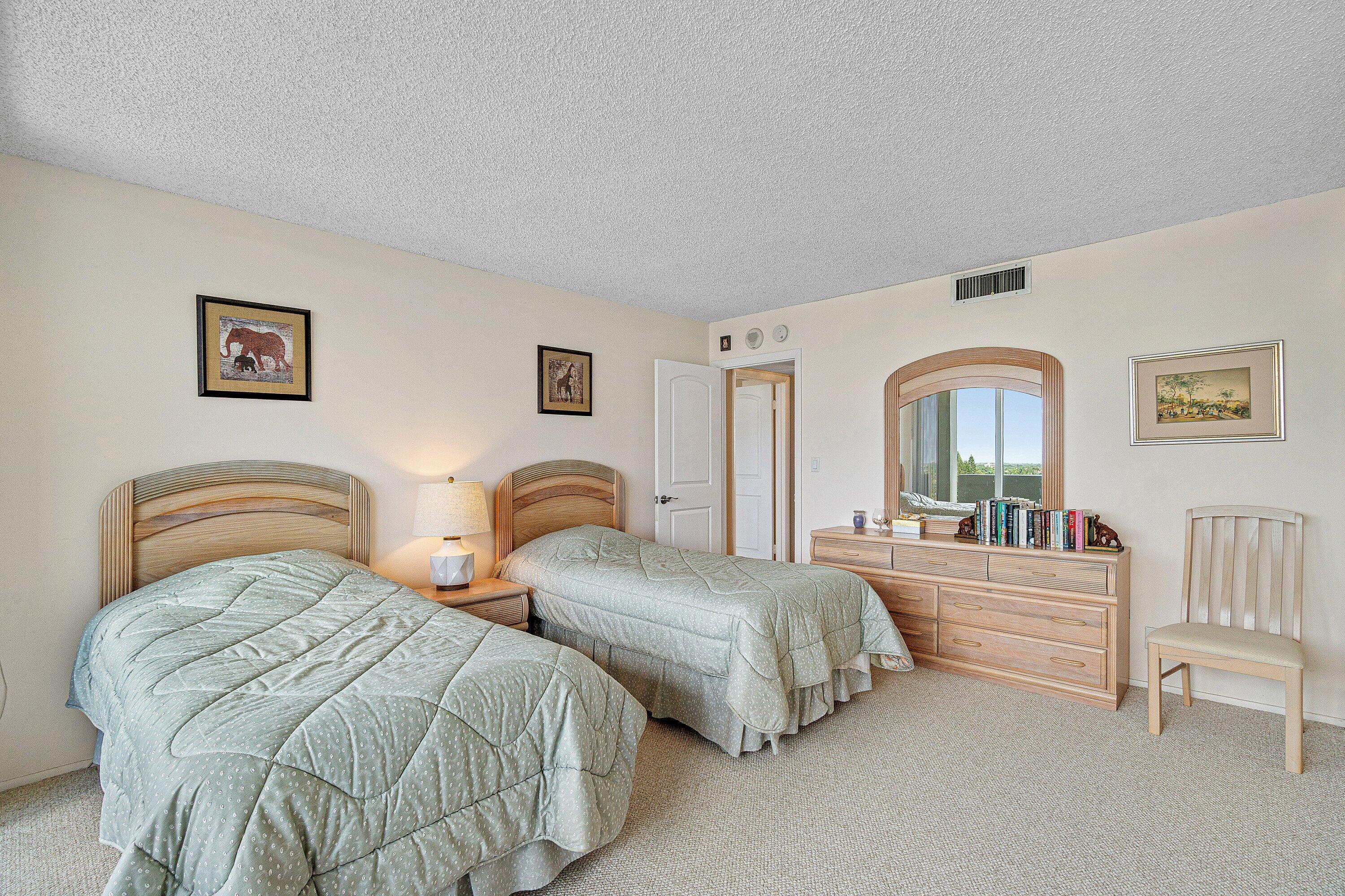 2000 S Ocean Boulevard 8-d Property Photo 12