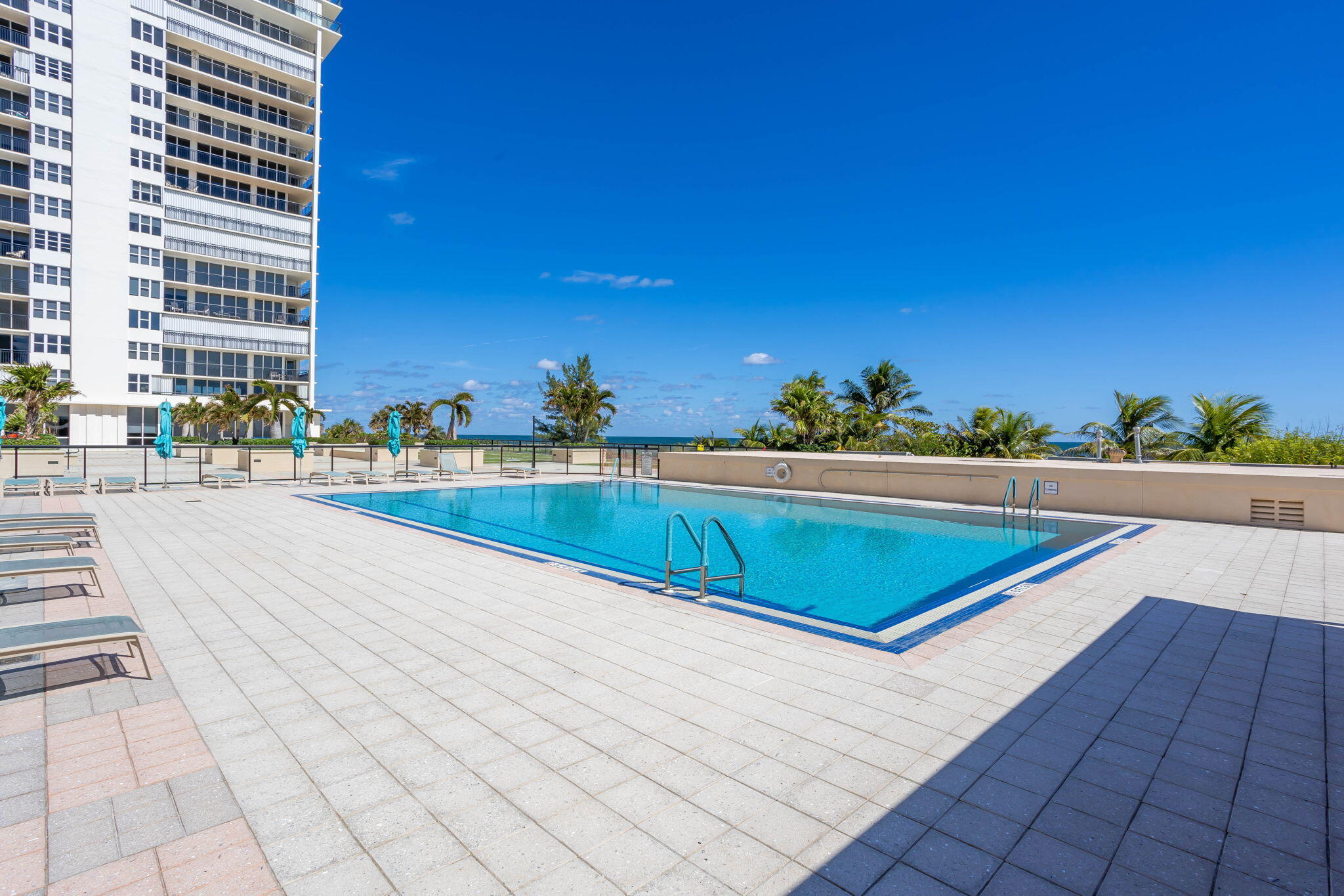 2000 S Ocean Boulevard 8-d Property Photo 35