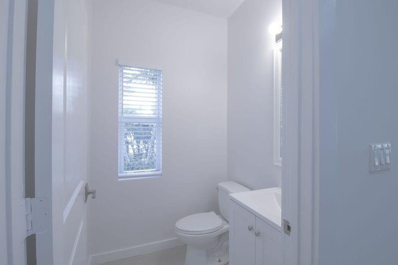 B26070927 Property Photo 8