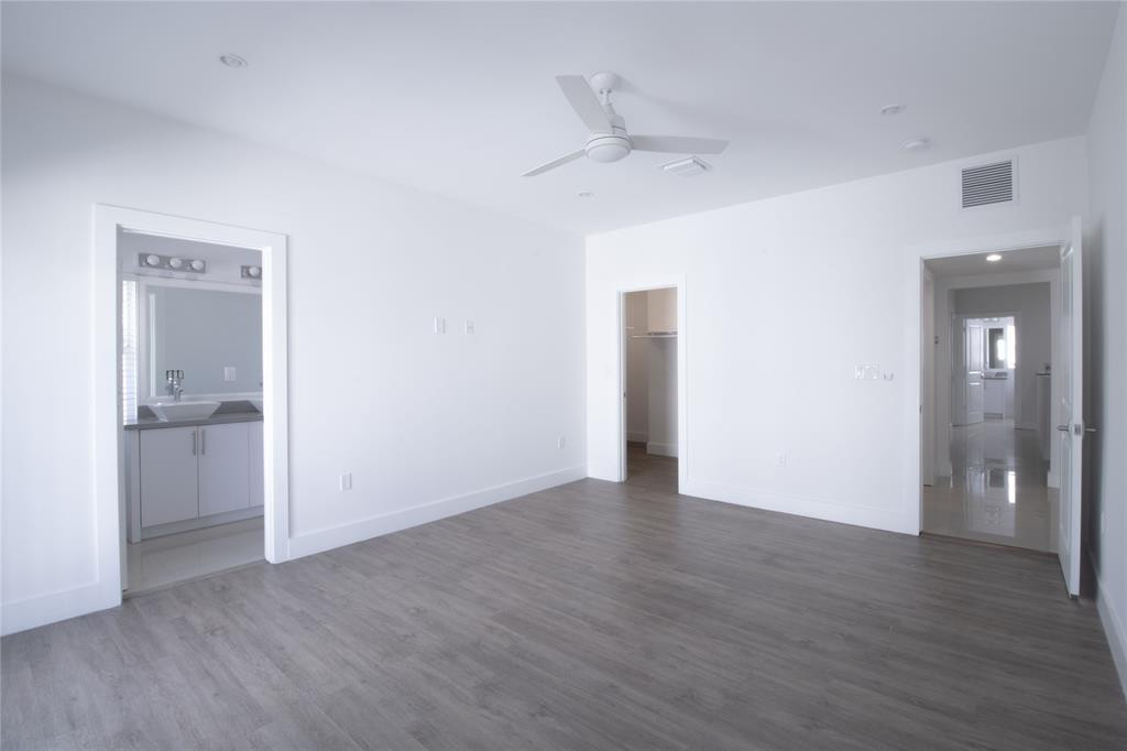 B26070927 Property Photo 13