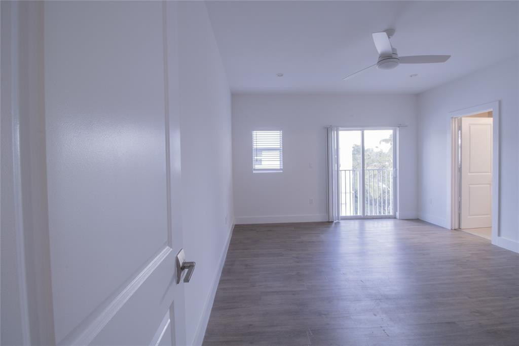 B26070927 Property Photo 16