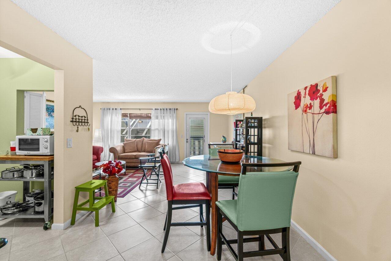 68 Suffolk B 680 Property Photo 10