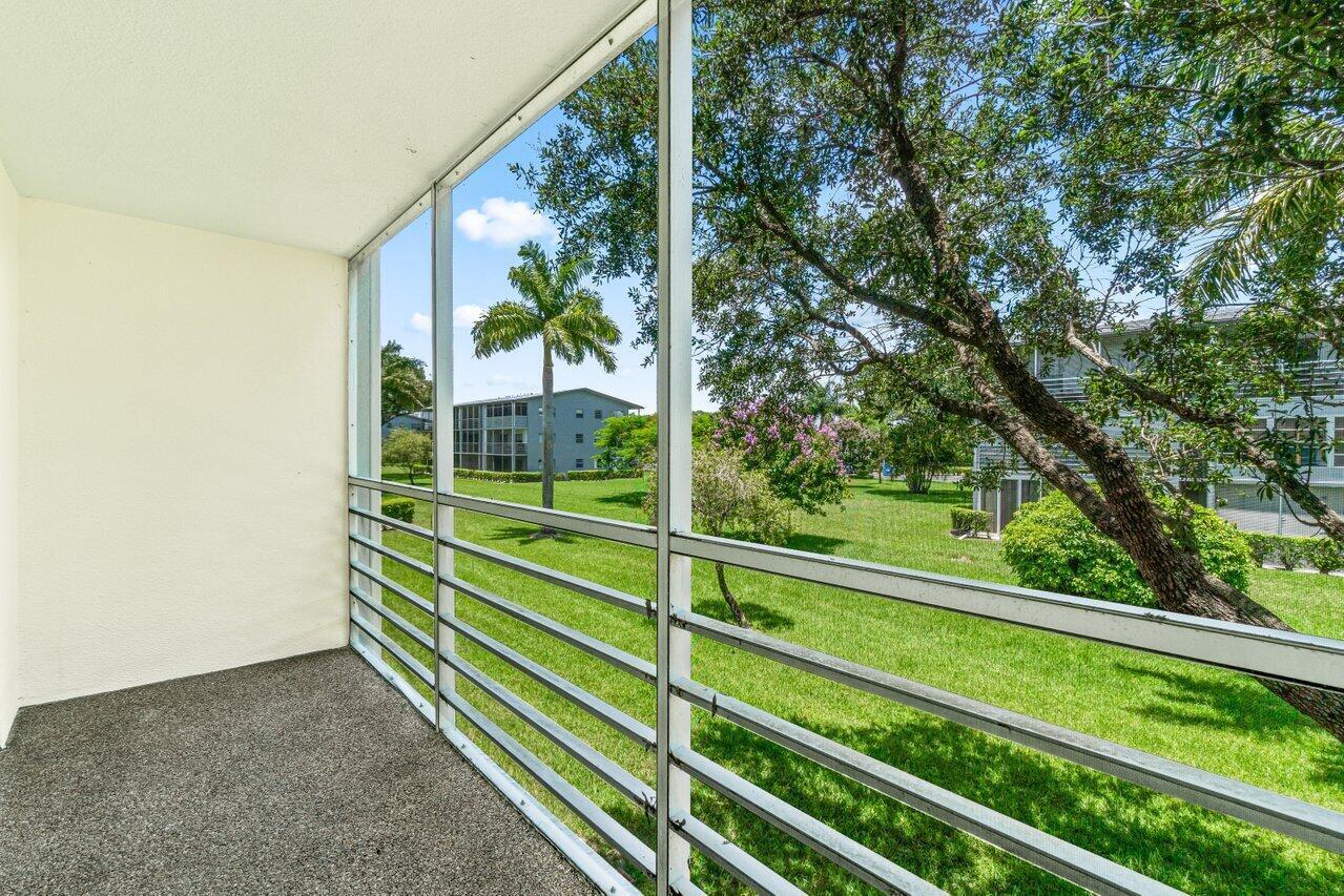 68 Suffolk B 680 Property Photo 18