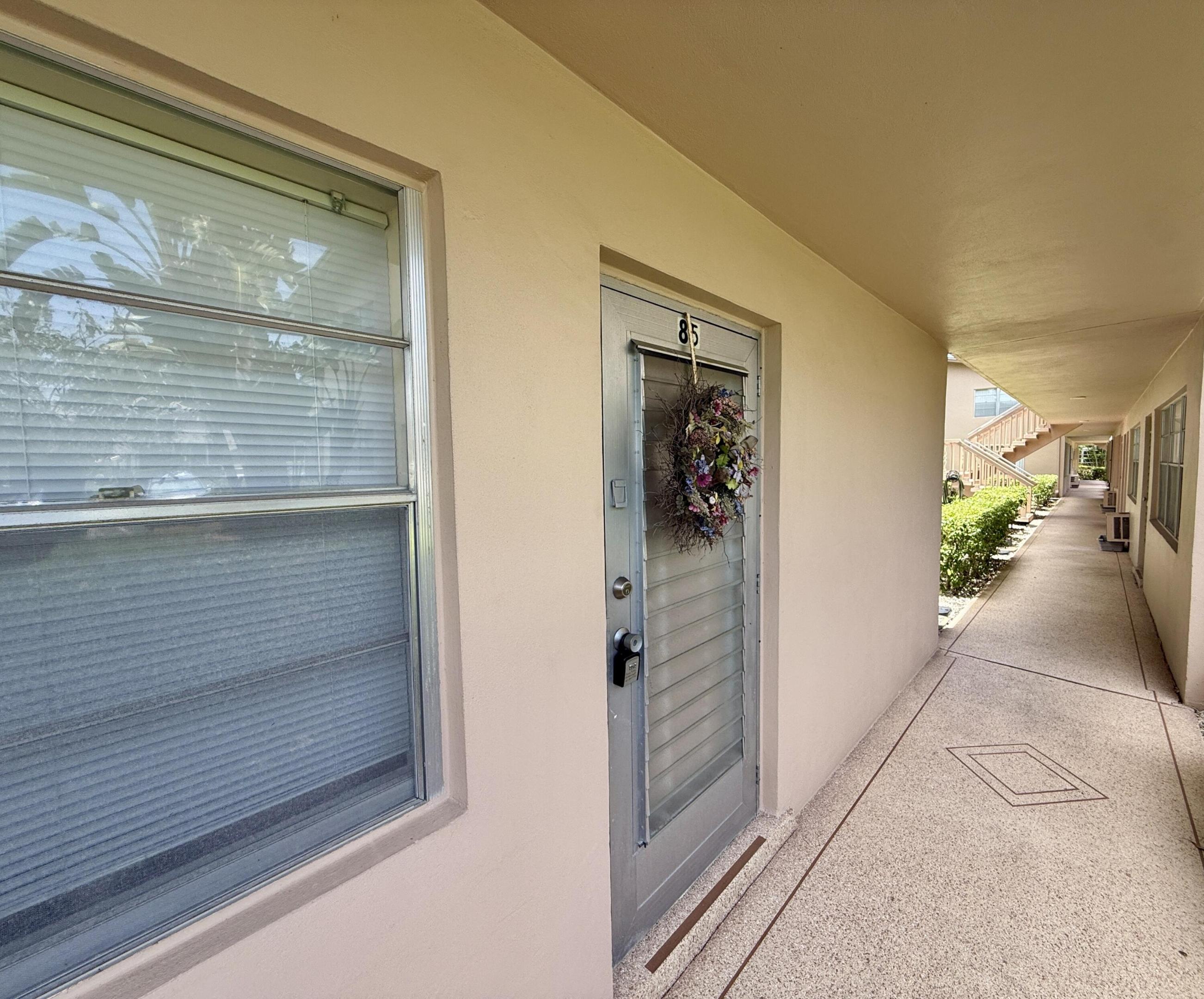 85 CANTERBURY D Property Photo 1