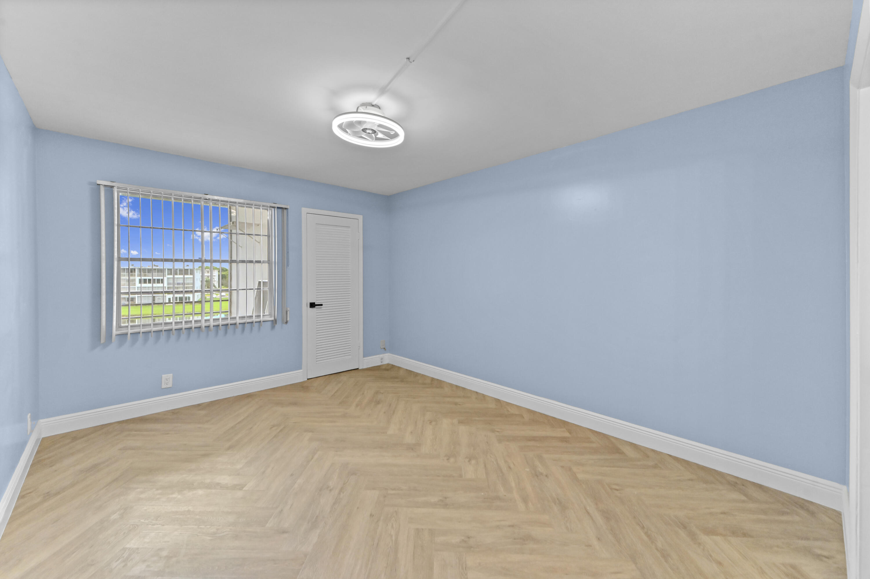 4055 Wolverton C Property Photo 15