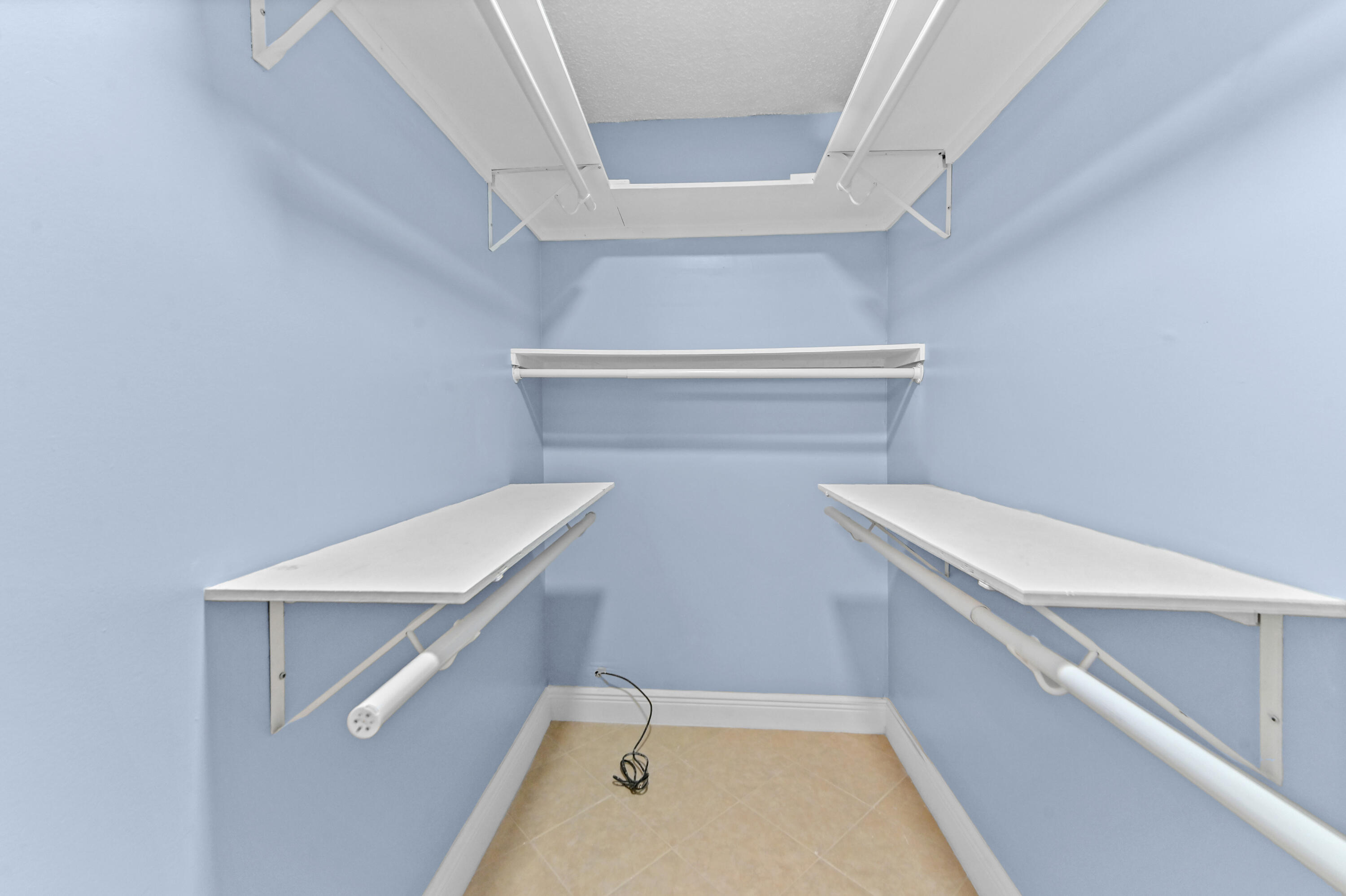 4055 Wolverton C Property Photo 18