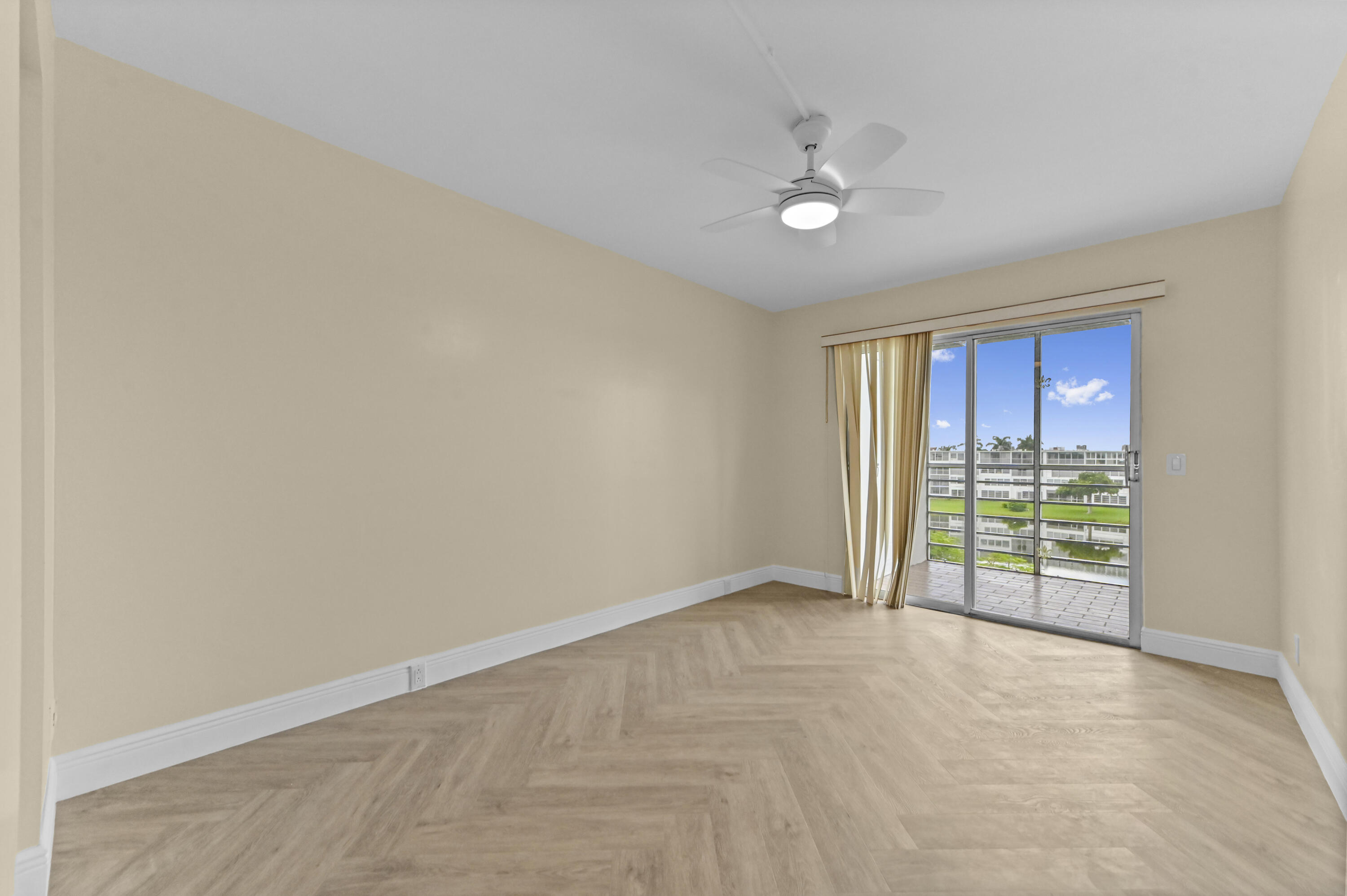 4055 Wolverton C Property Photo 21