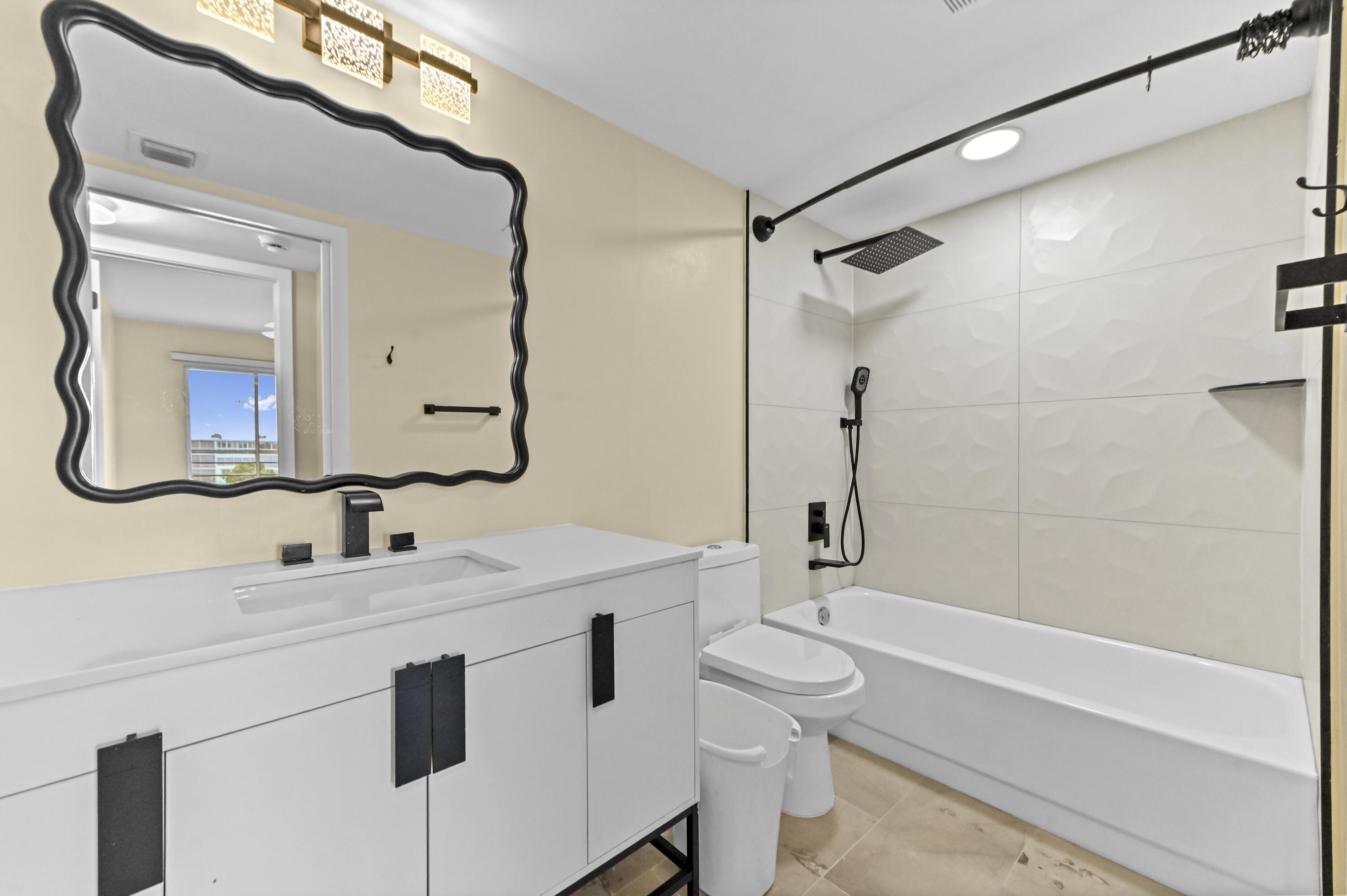 4055 Wolverton C Property Photo 24
