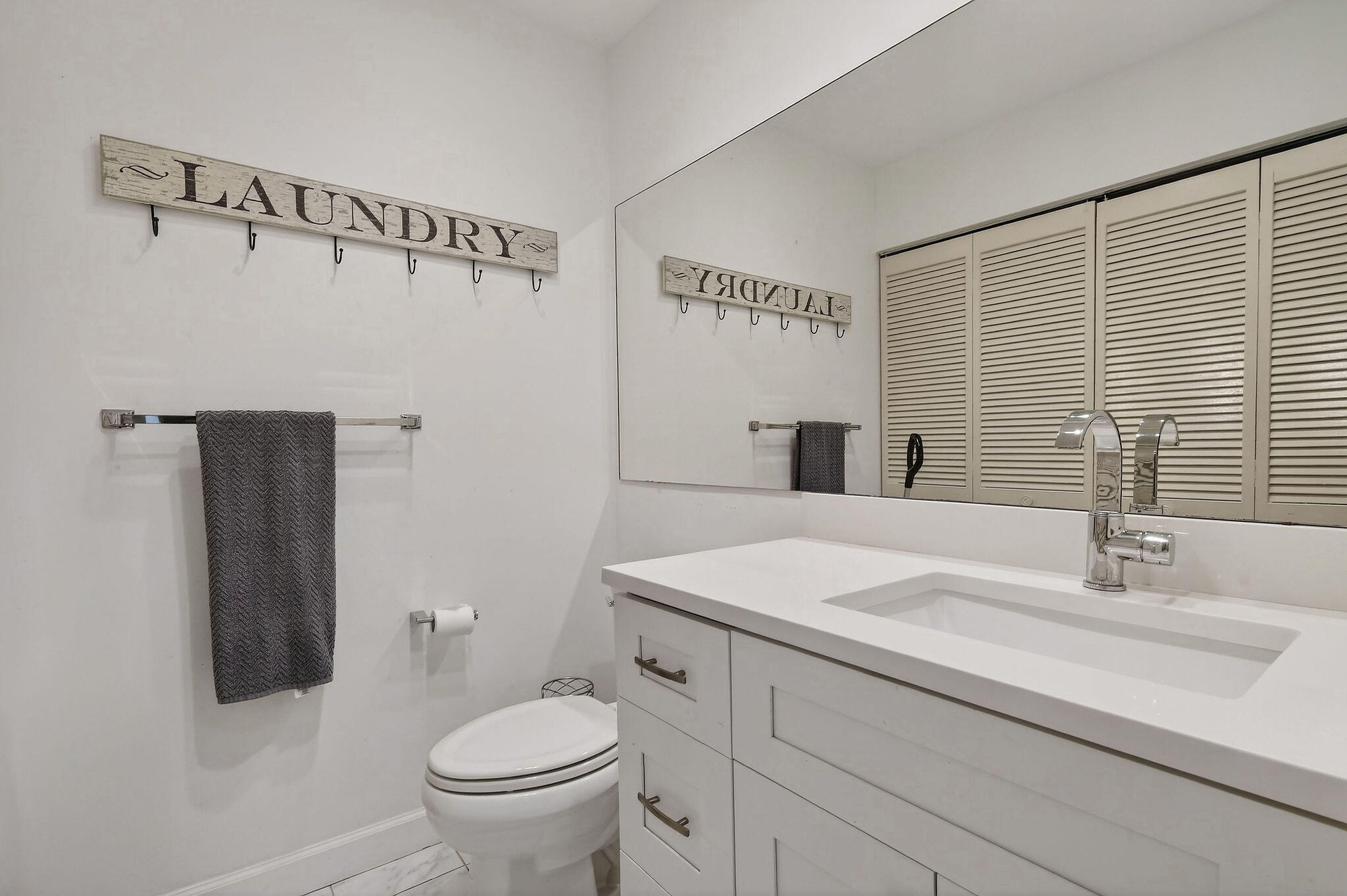 717 Ocean Dunes Circle Property Photo 17