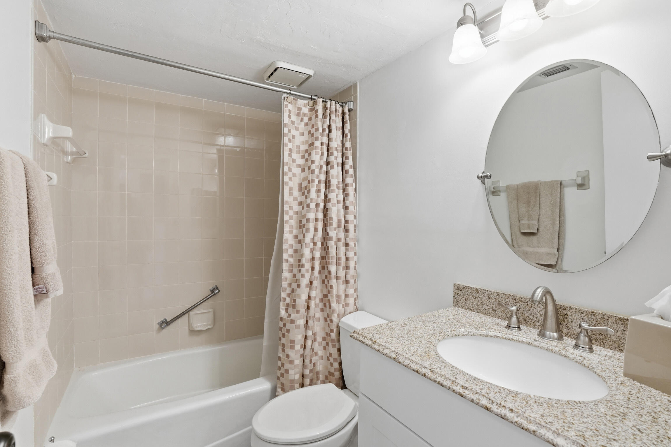 8402 Estero Boulevard Apt 405 Property Photo 5