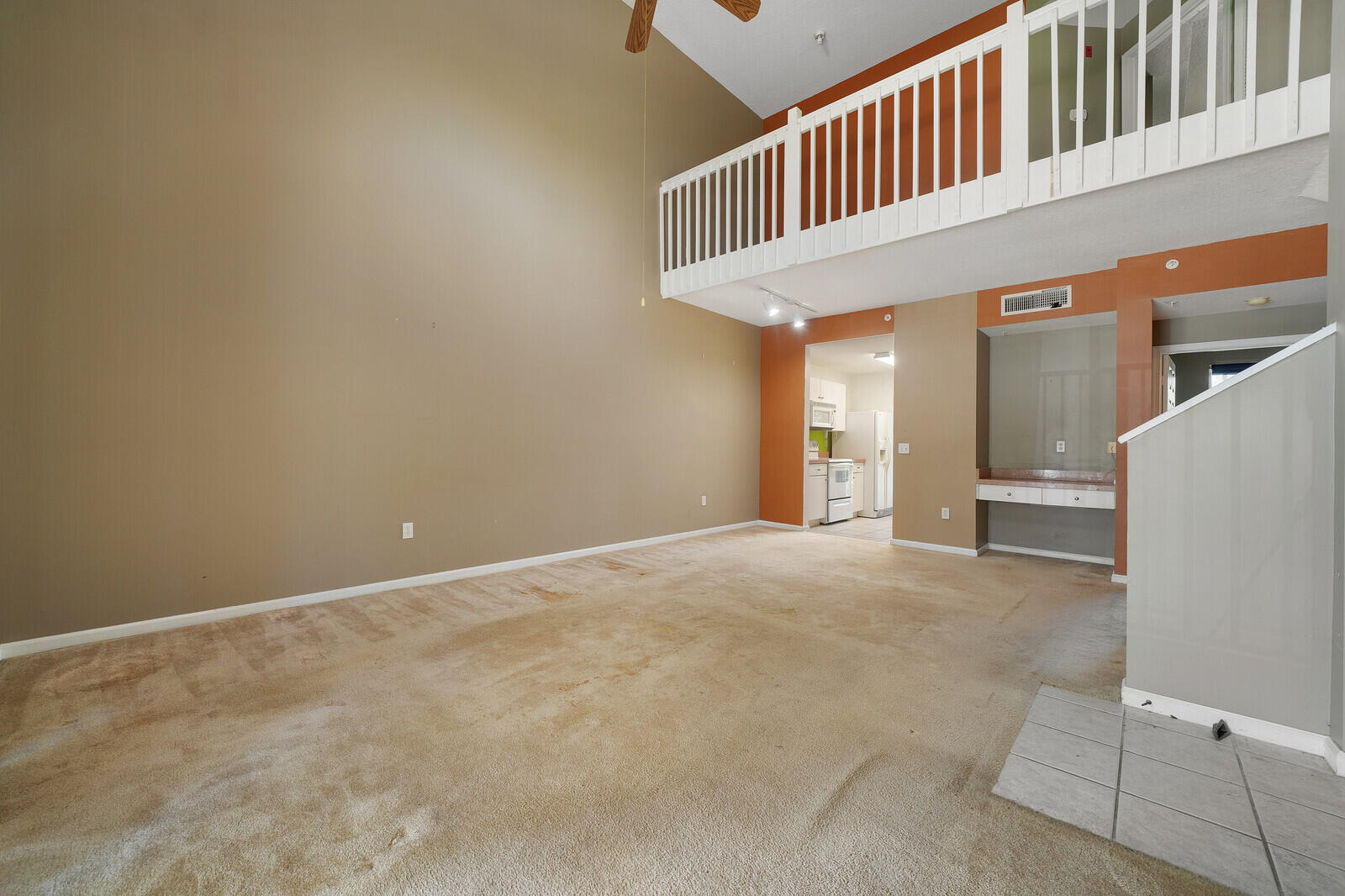 1054 University Boulevard 21 Property Photo 10