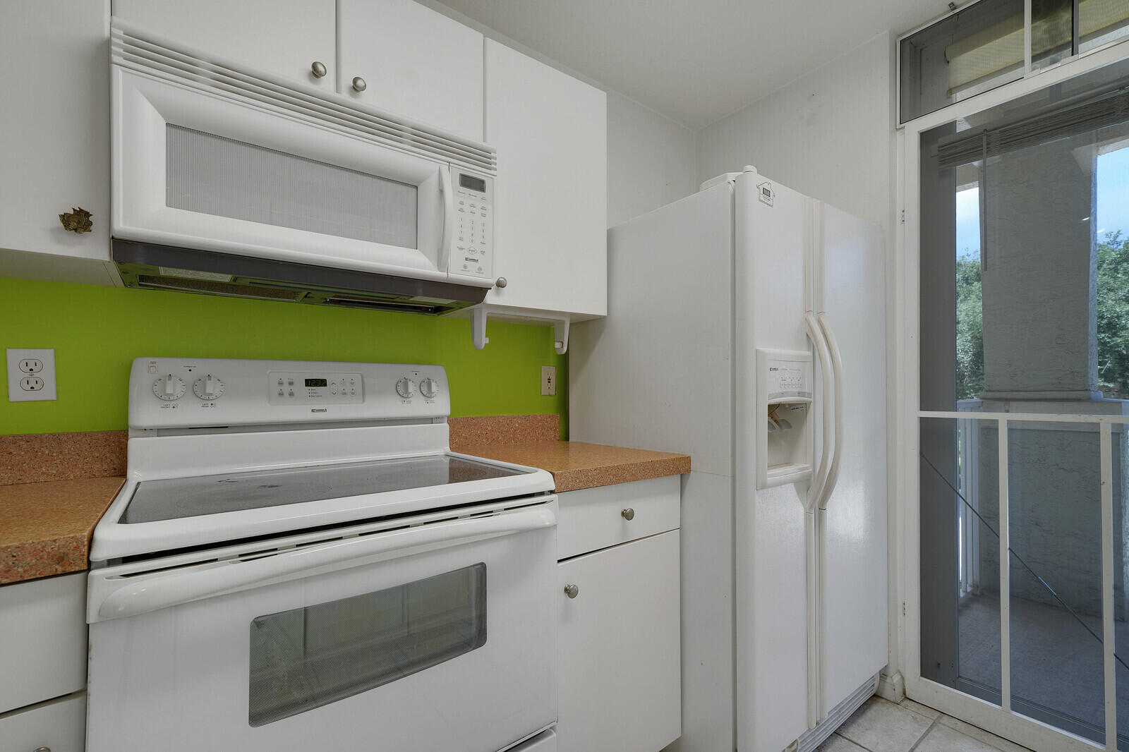 1054 University Boulevard 21 Property Photo 15