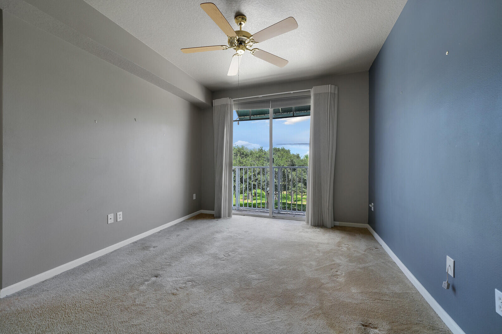1054 University Boulevard 21 Property Photo 17