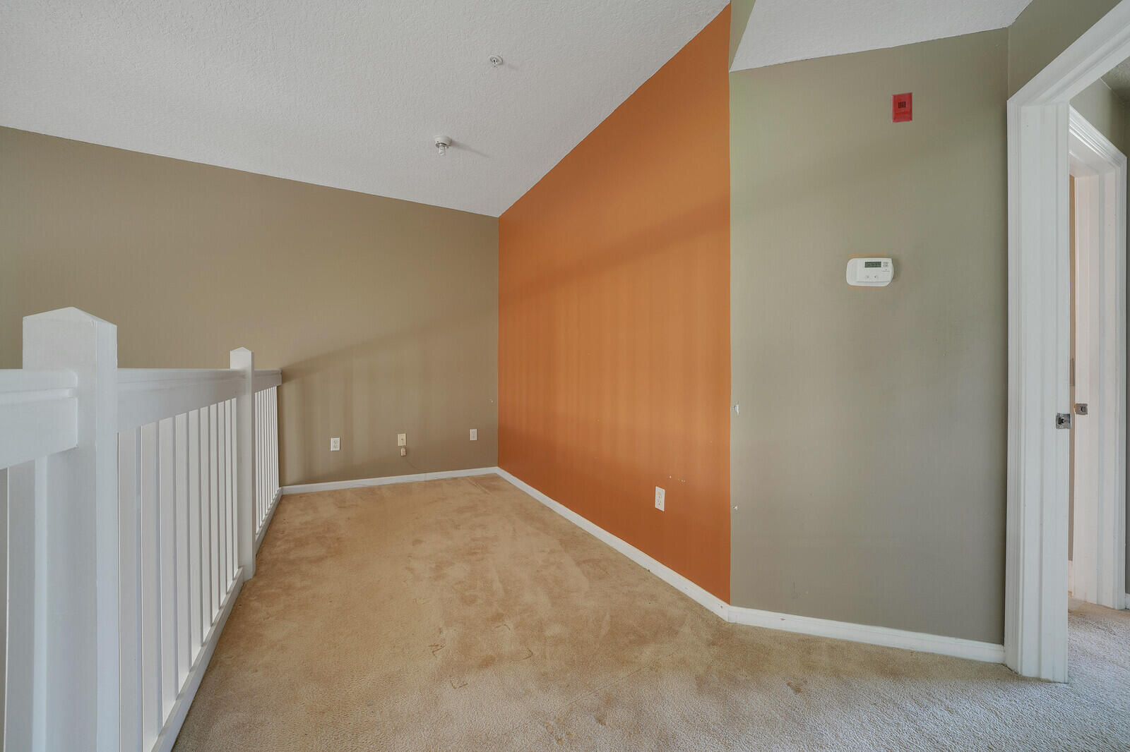 1054 University Boulevard 21 Property Photo 25