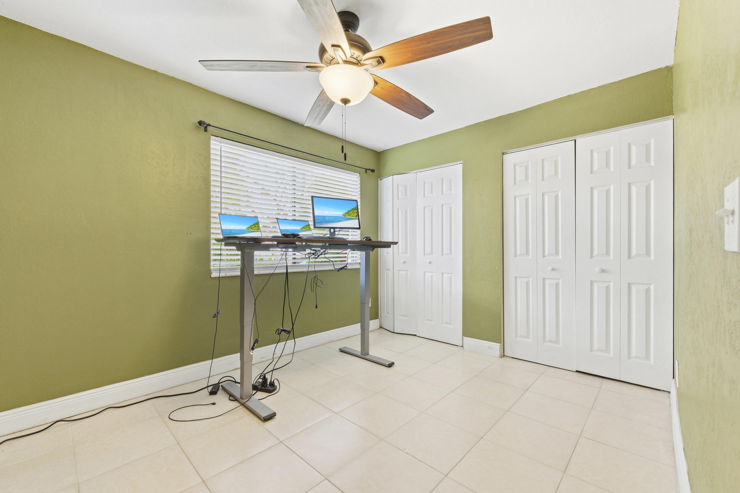 2200 White Pine Circle B Property Photo 19