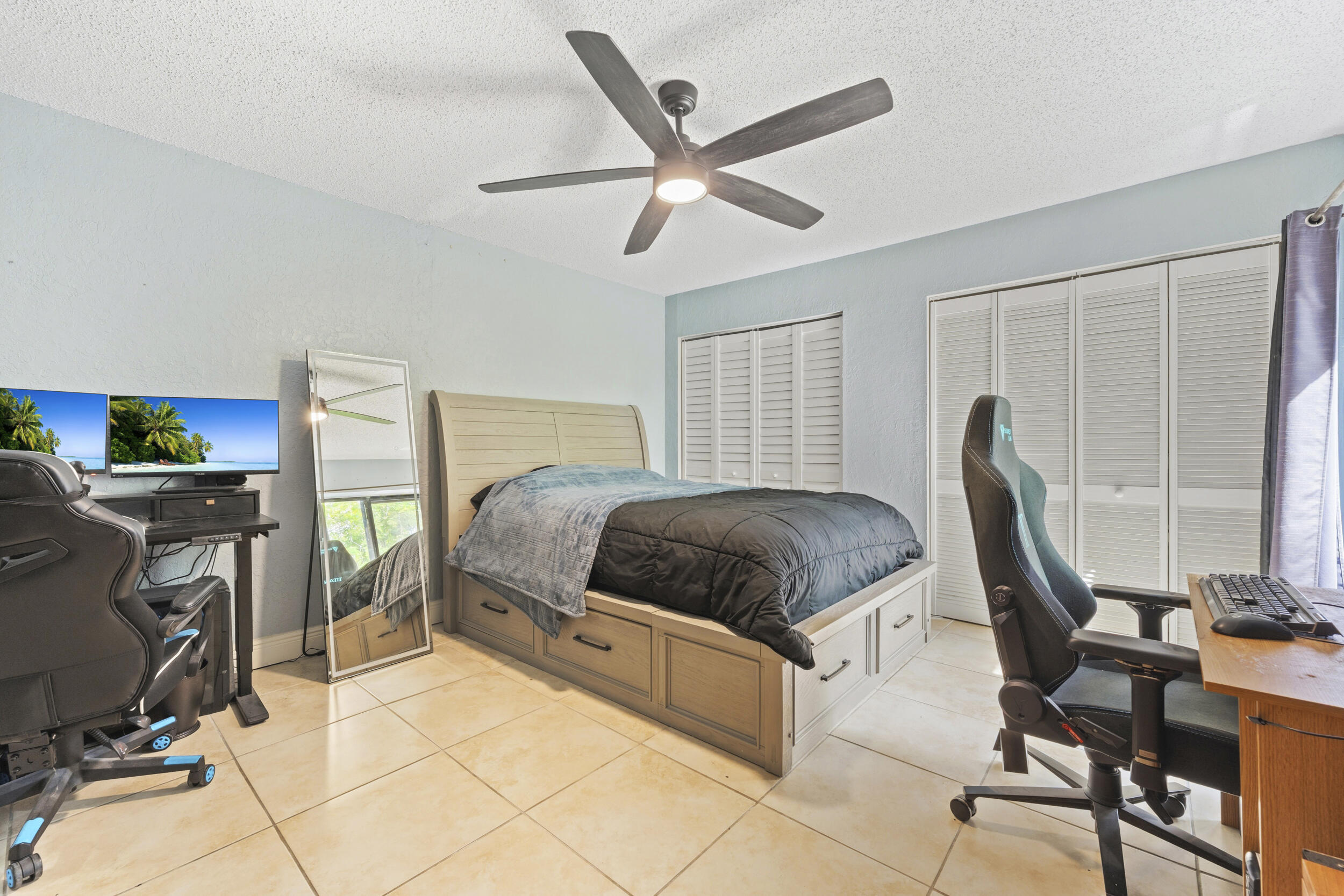 2200 White Pine Circle B Property Photo 22