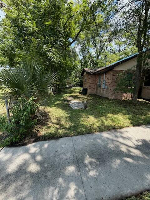 1751 W 20th Street Property Photo 14