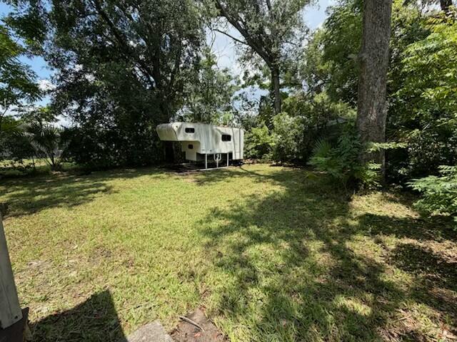 1751 W 20th Street Property Photo 17
