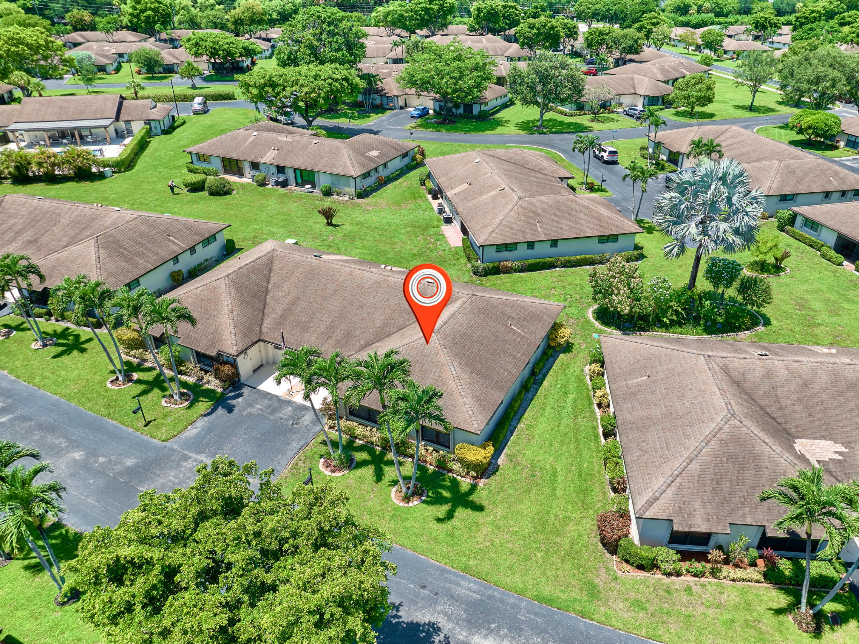 4853 Equestrian Circle B Property Photo 10