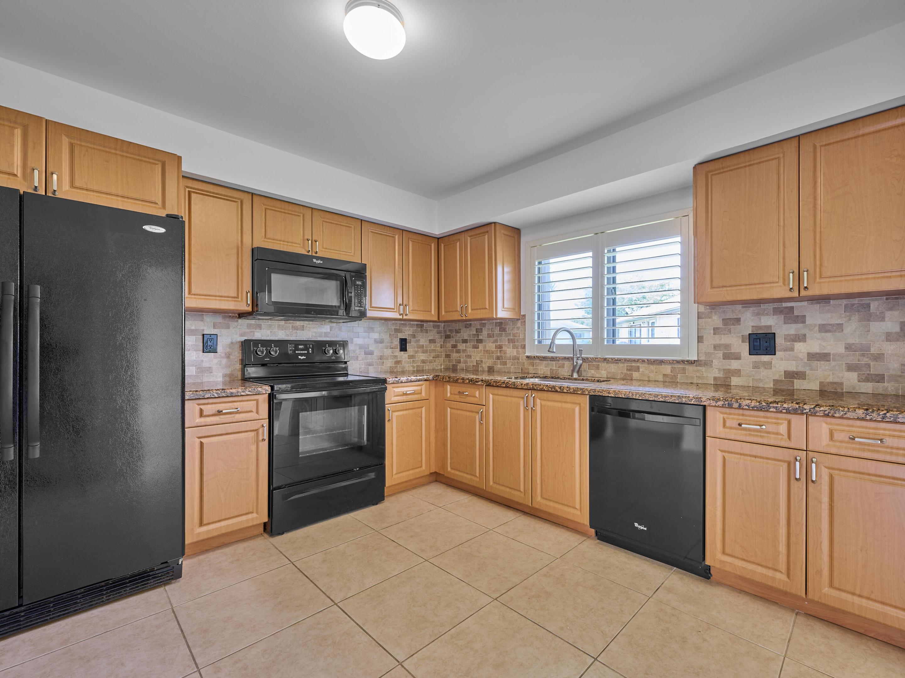 4853 Equestrian Circle B Property Photo 40