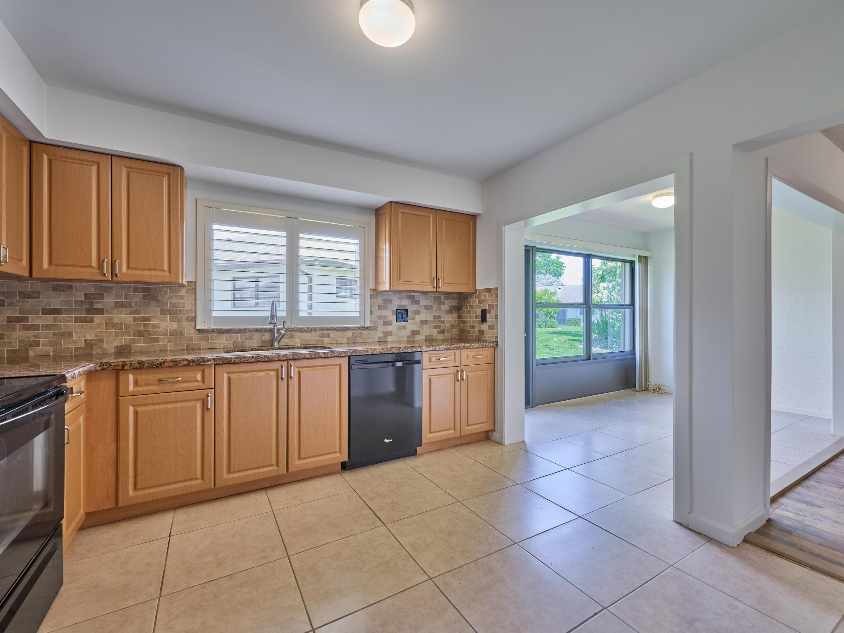 4853 Equestrian Circle B Property Photo 41