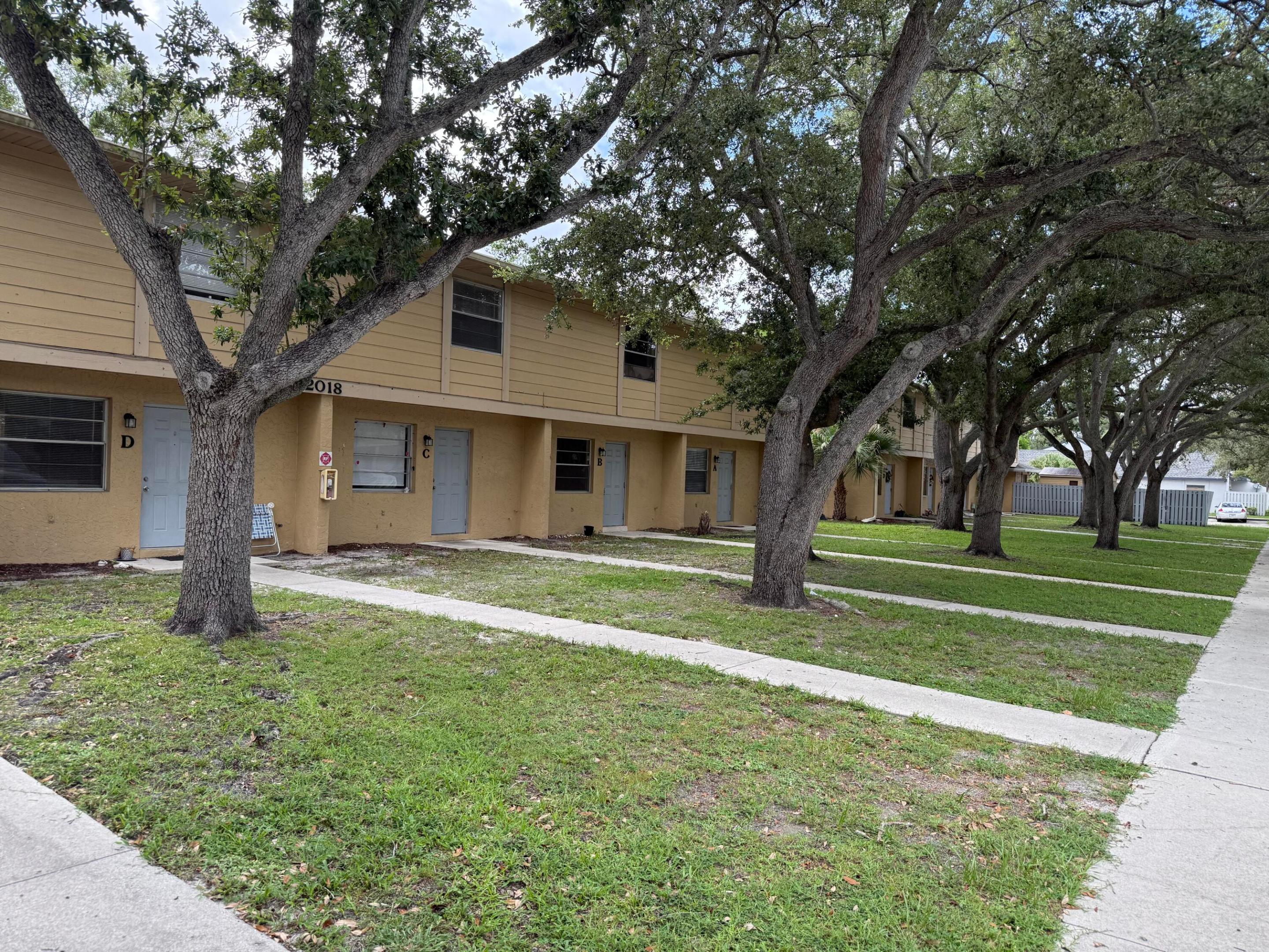 2018 S 10th Street Property Photo 1