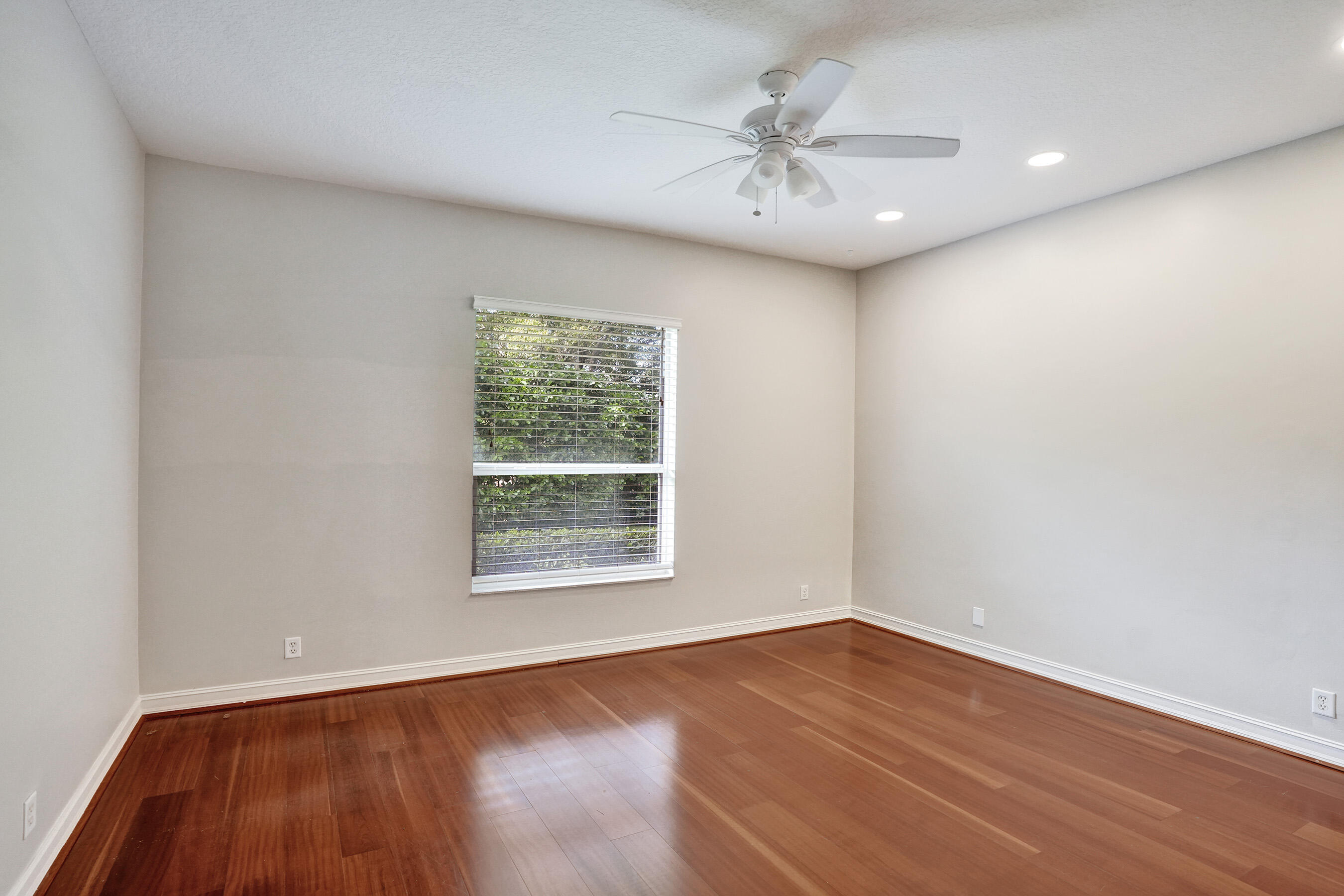 12945 Stonebrook Drive Property Photo 37
