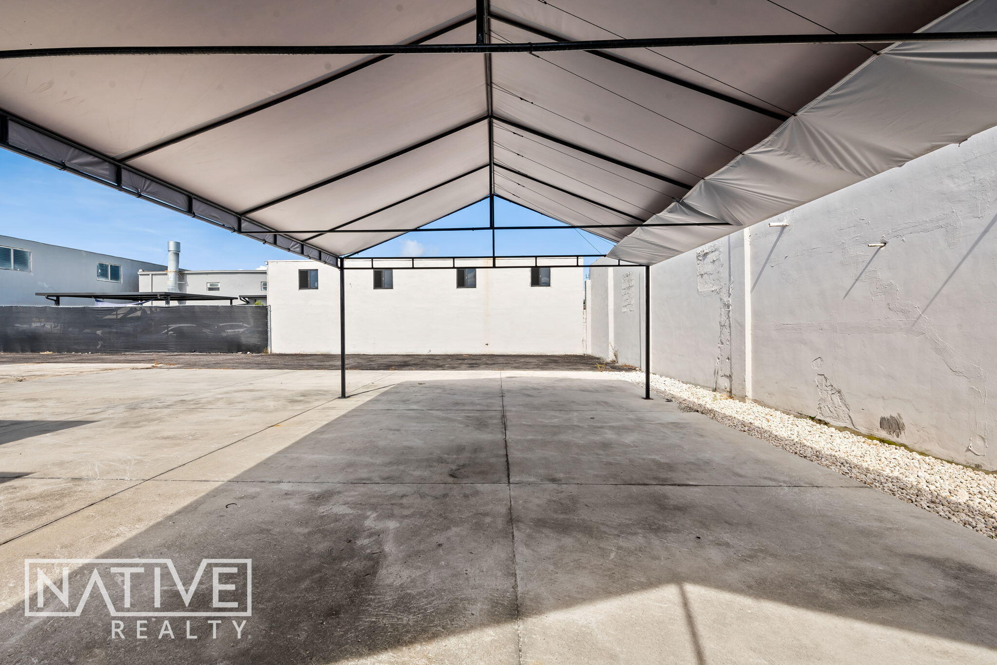 225 N Dixie Highway Property Photo 31