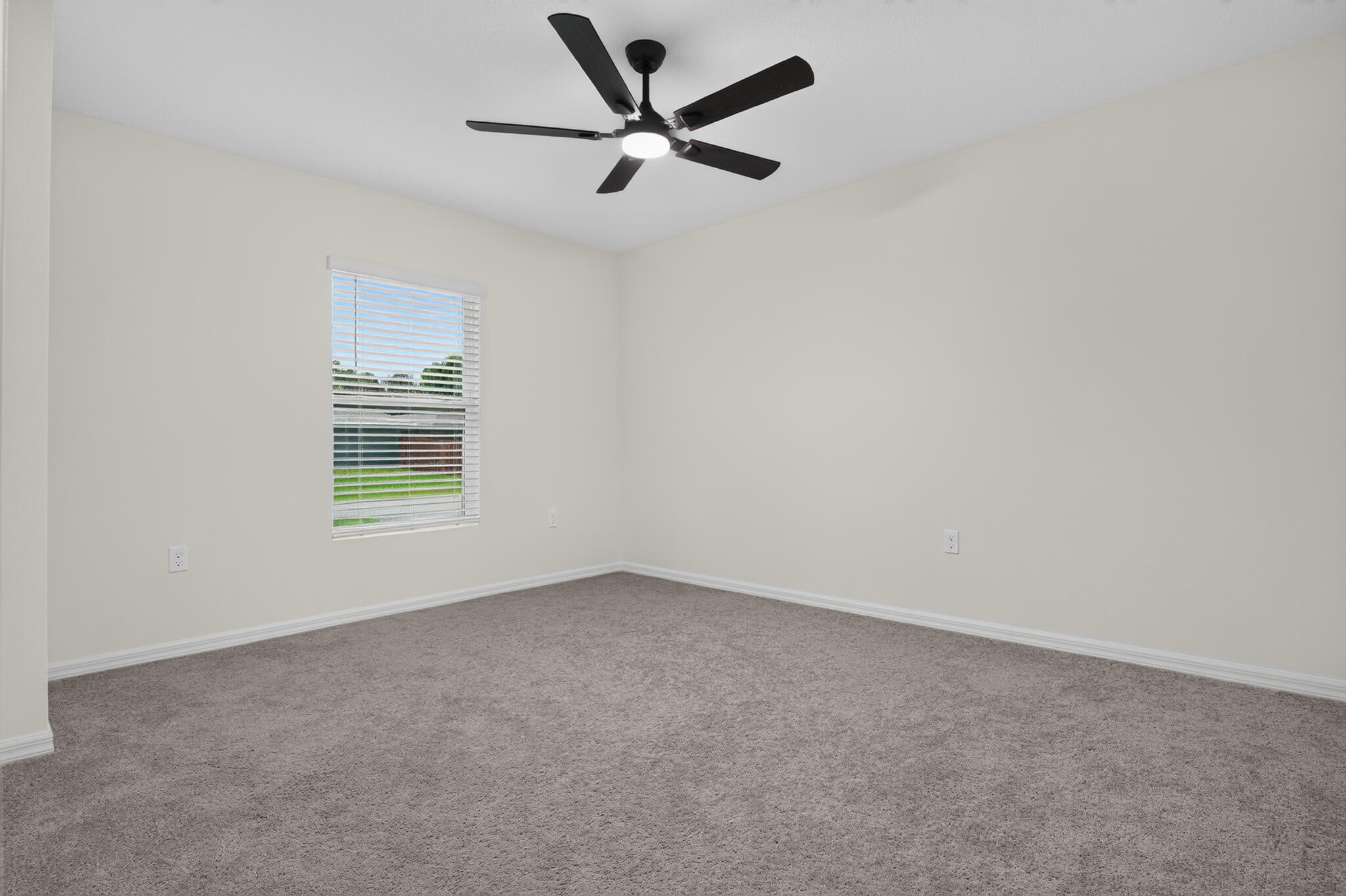 2386 Se Manor Avenue Property Photo 24
