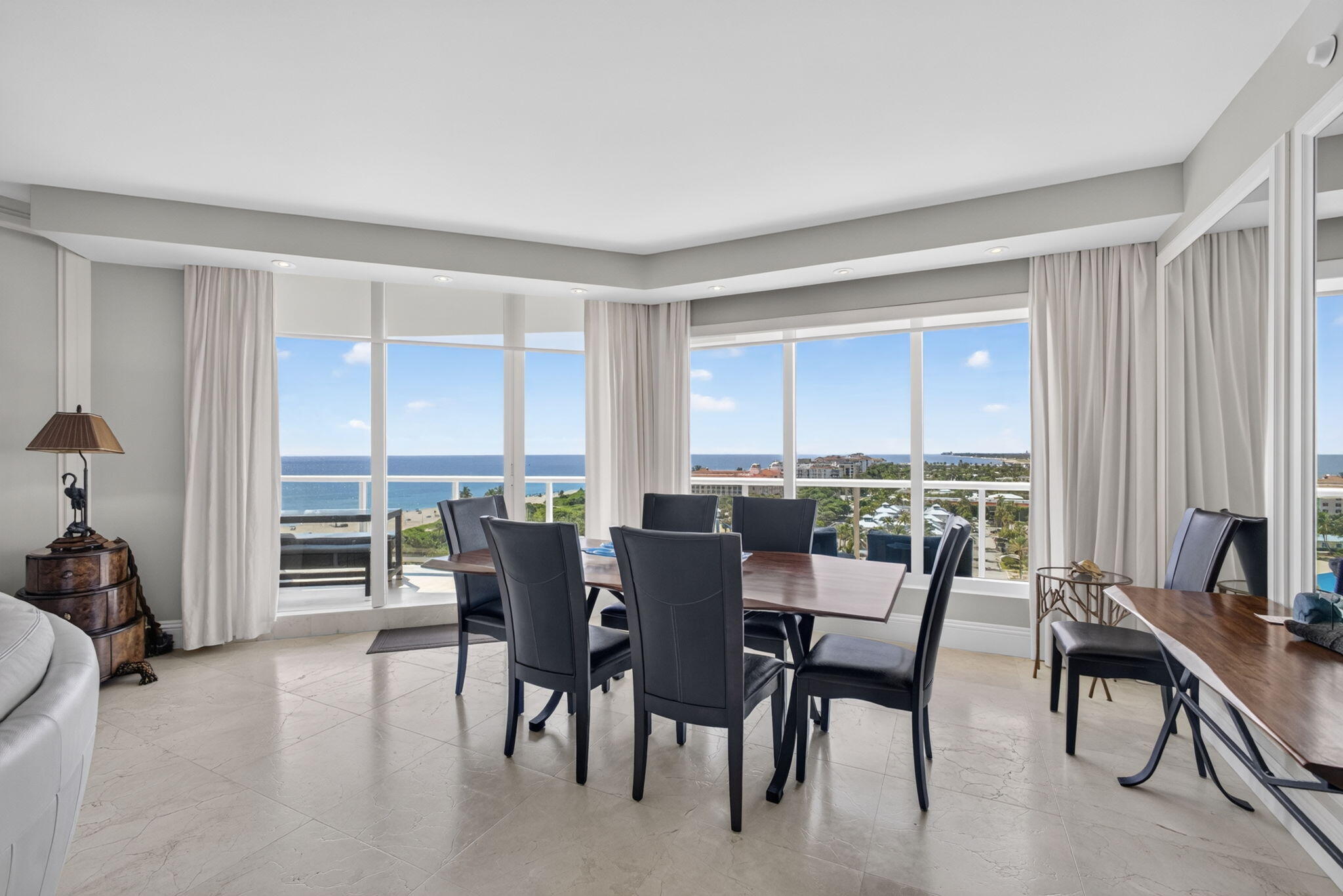 2700 N Ocean Drive 905b Property Photo 8