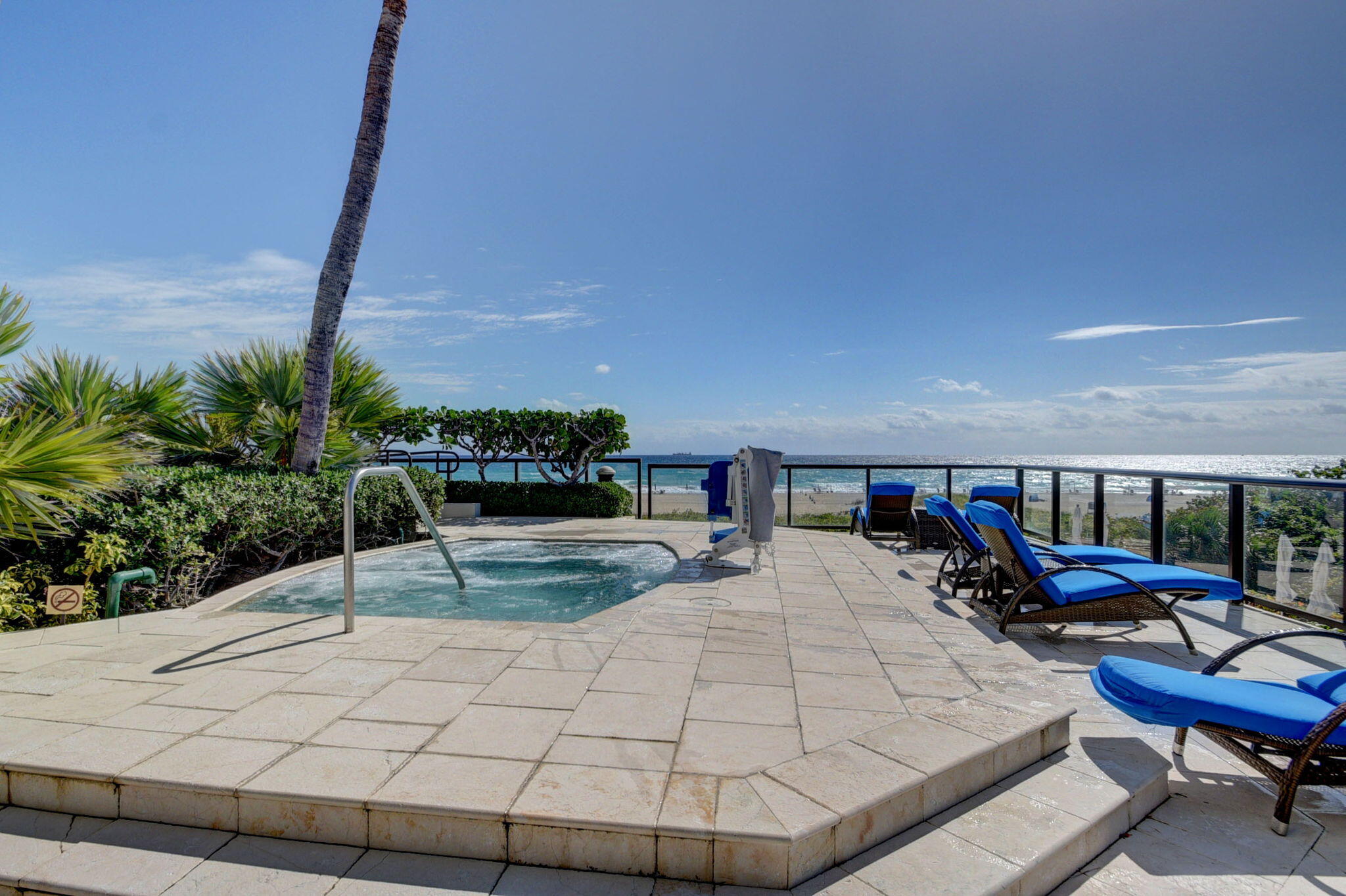 2700 N Ocean Drive 905b Property Photo 76