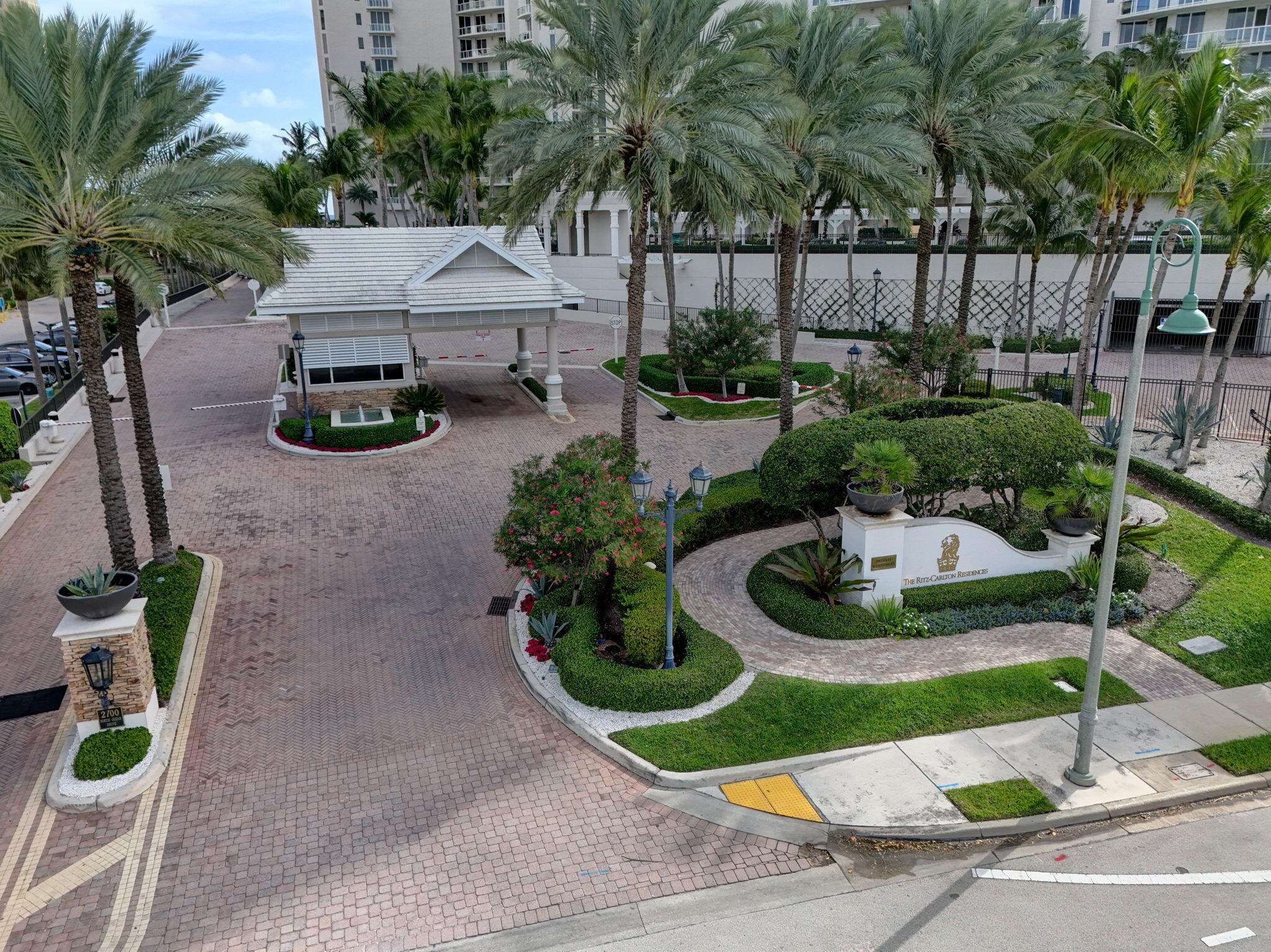 2700 N Ocean Drive 905b Property Photo 83