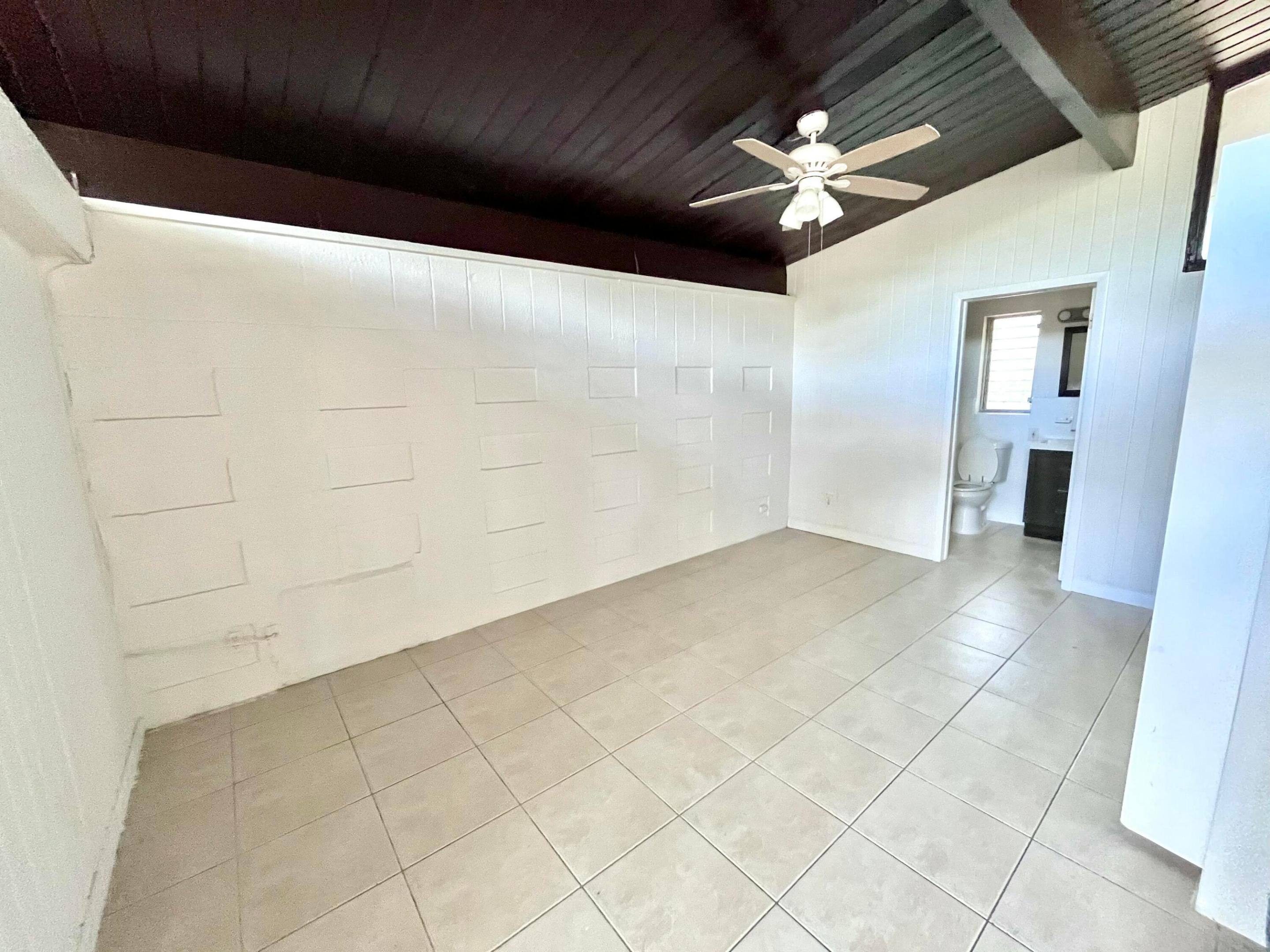 817 W Las Olas Boulevard Property Photo 2