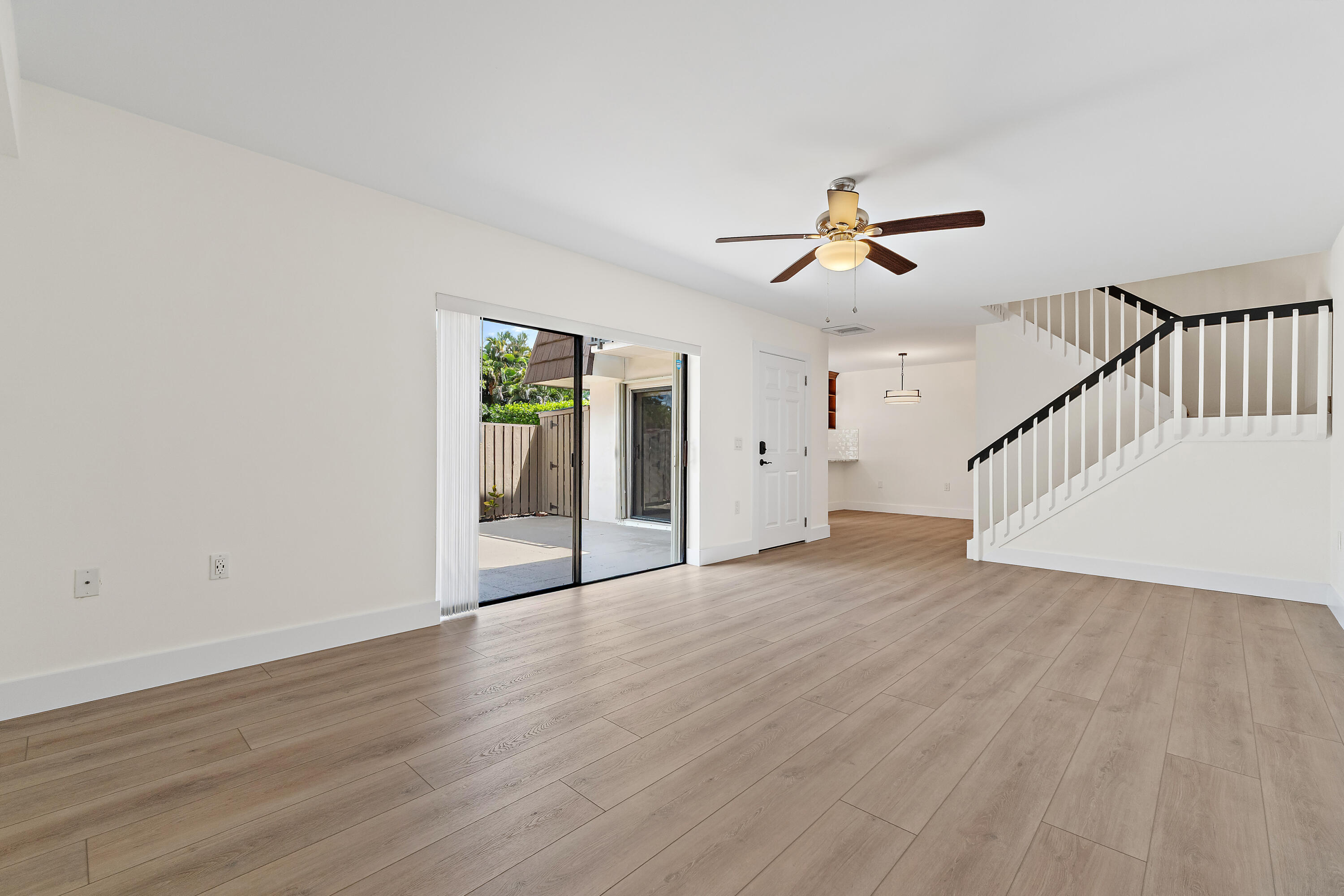 1221 12th Court Property Photo 11