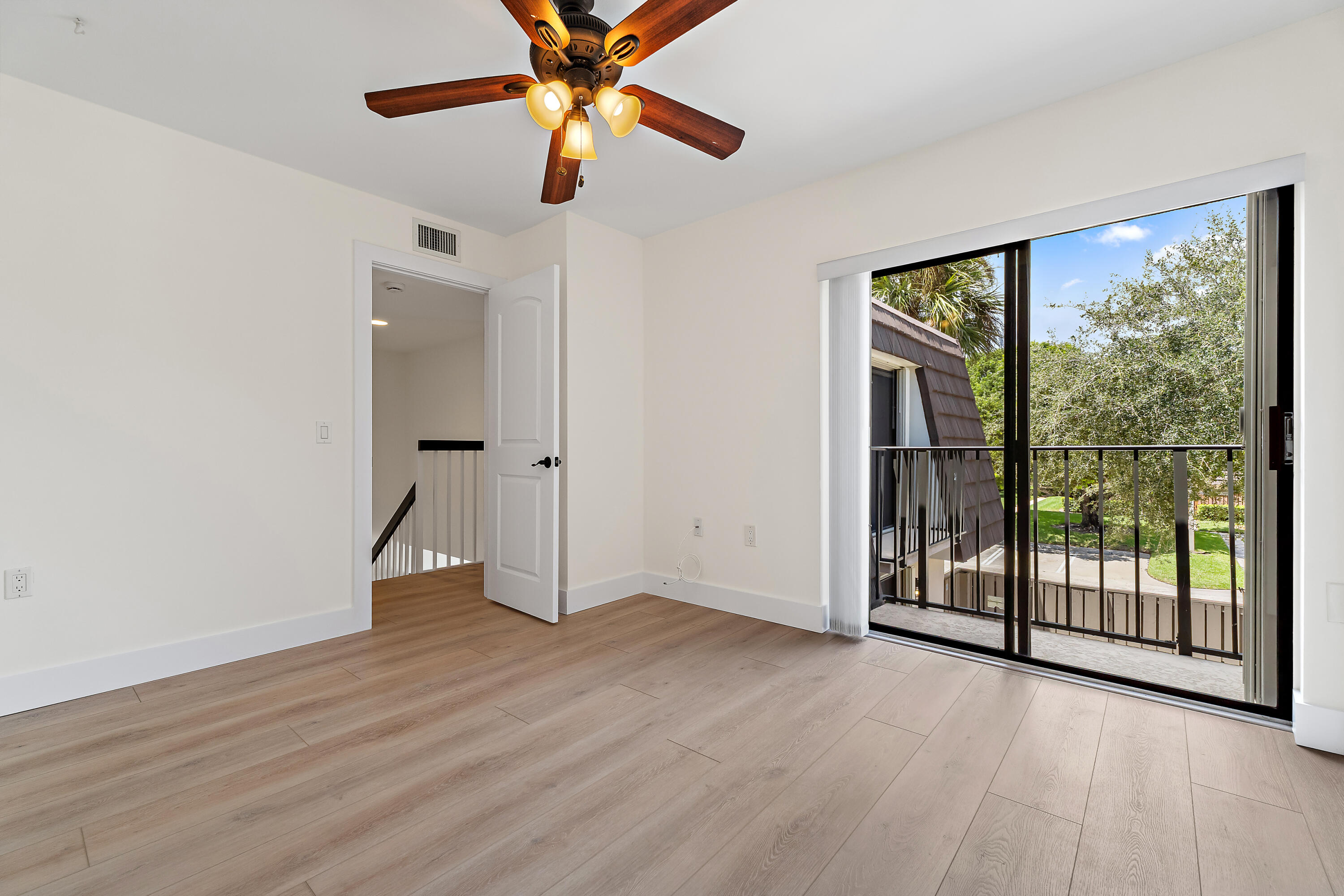 1221 12th Court Property Photo 36