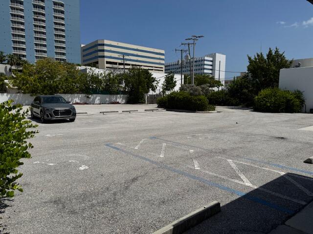 1600 N Dixie Highway 1600 Property Photo 33
