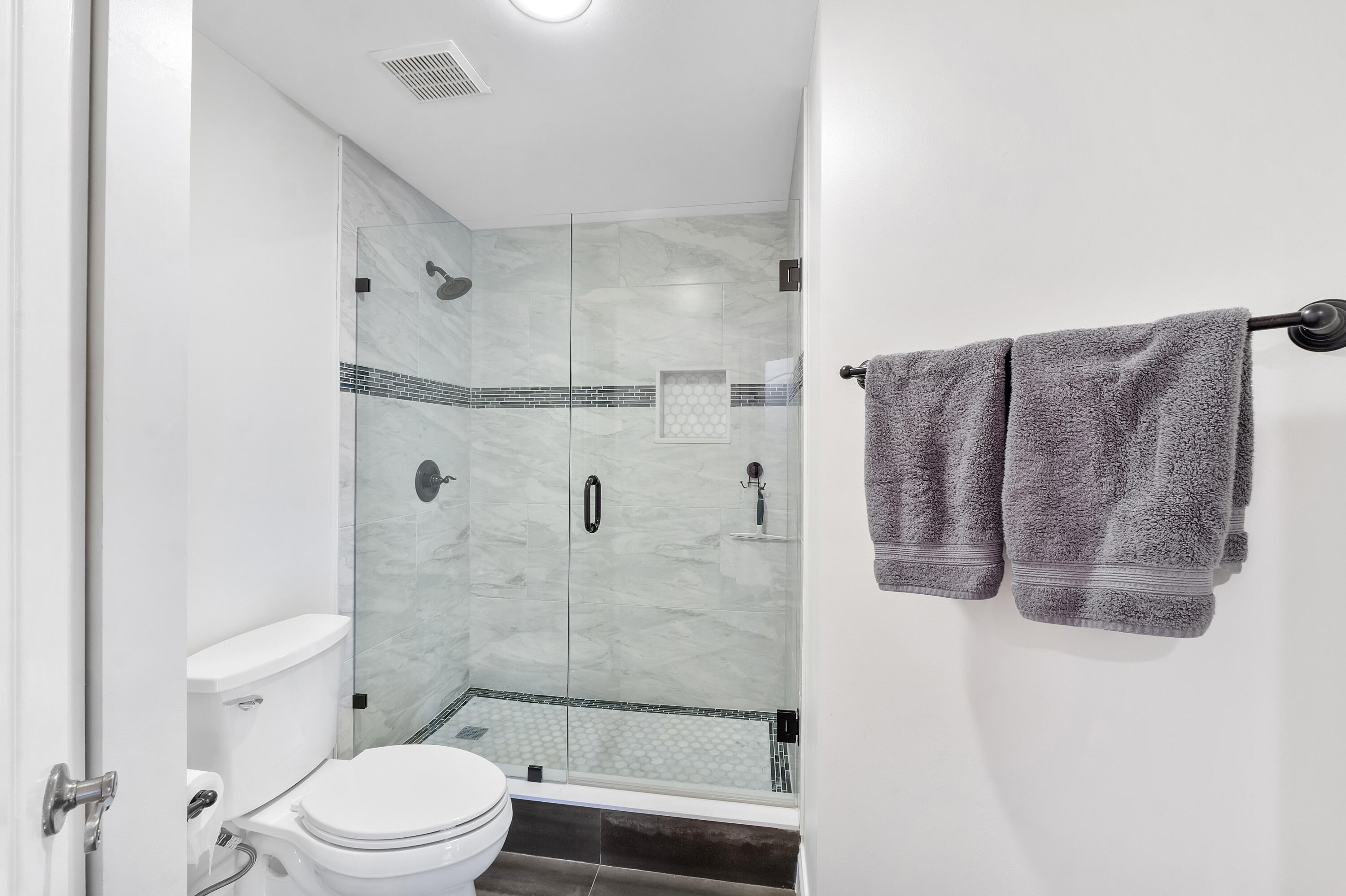 800 Uno Lago Drive 204 Property Photo 26