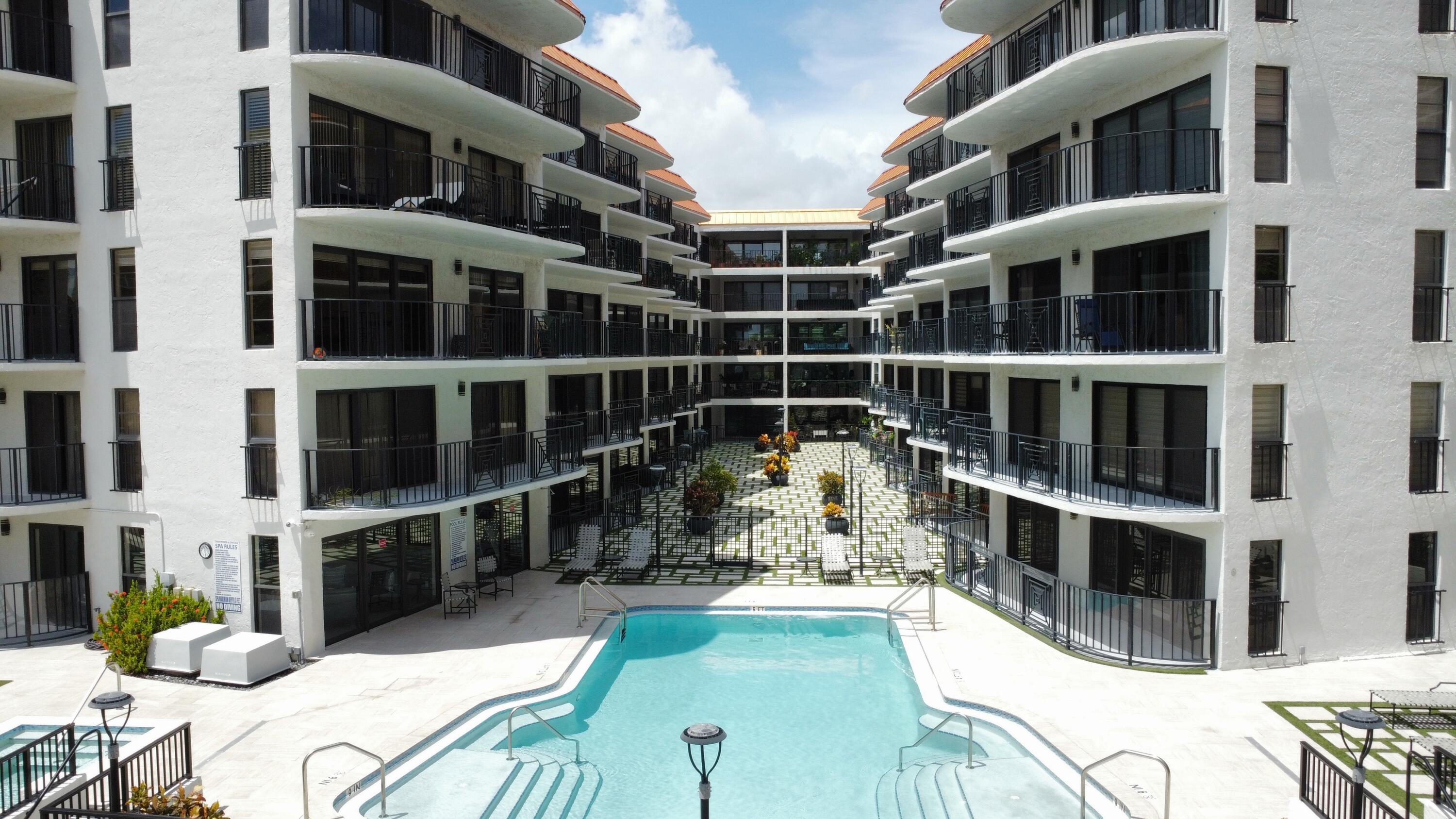 2029 N Ocean Boulevard 403 Property Photo 1